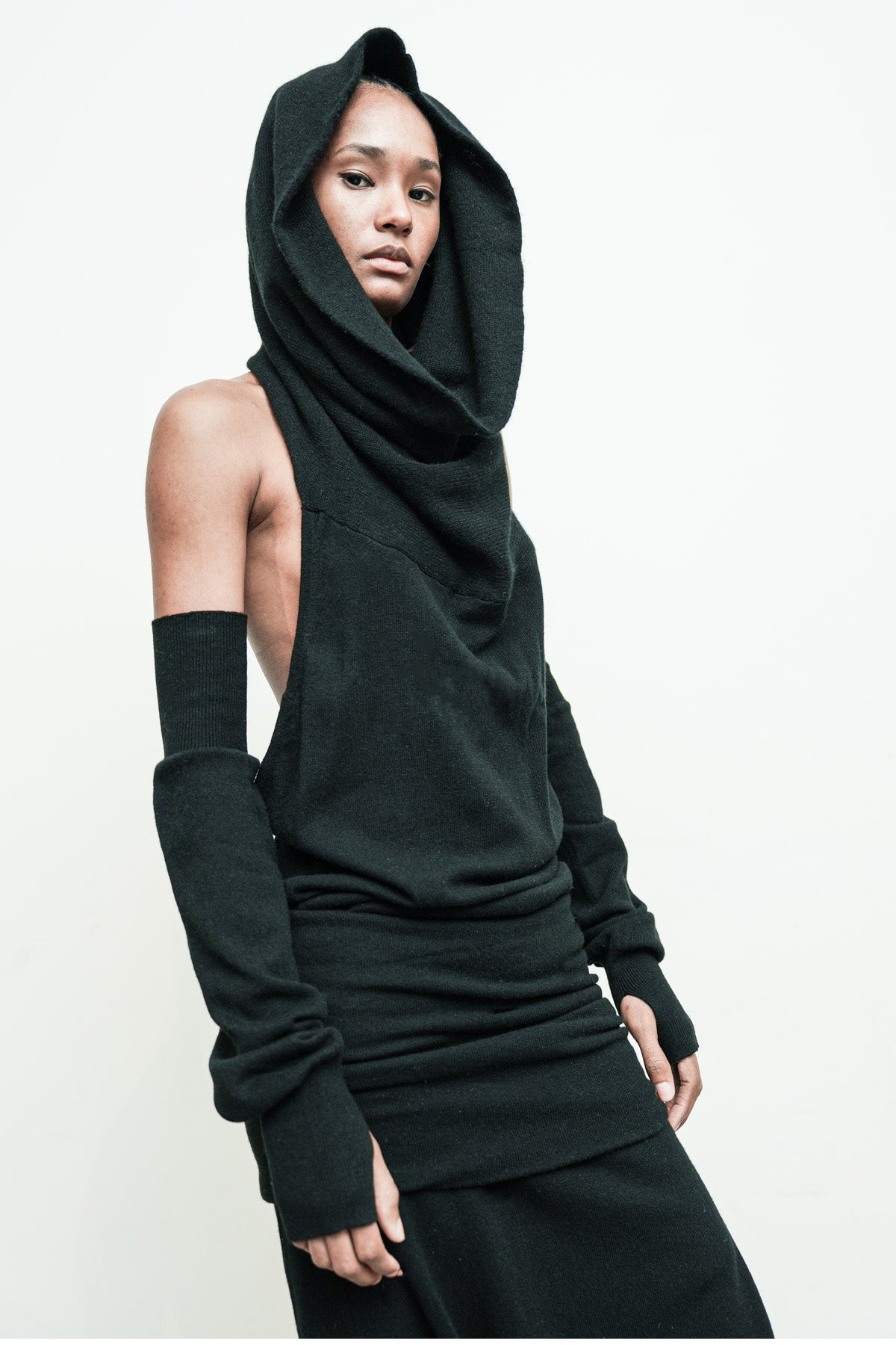 files/NicholasK-SW-472-PhoenixTop-Black-01.jpg