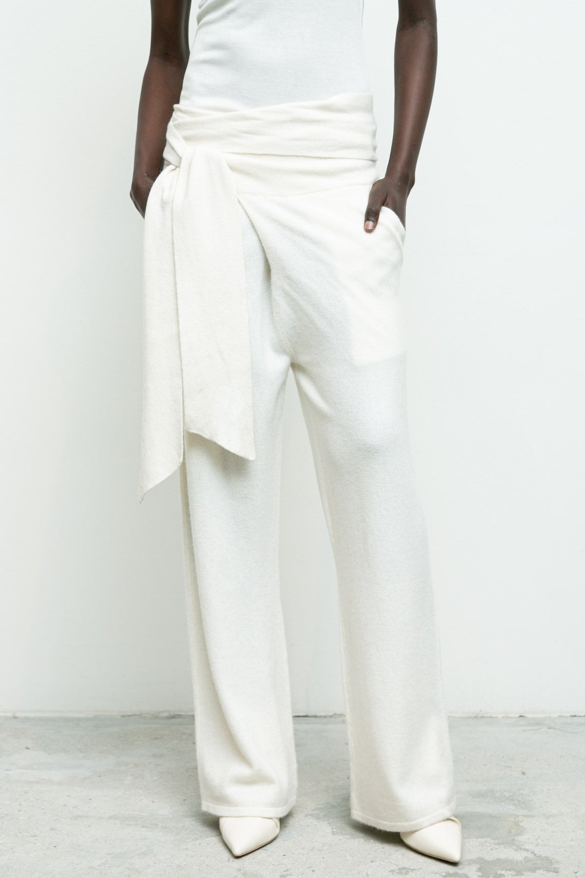 files/P-310-WrapPant-Cream-05.jpg