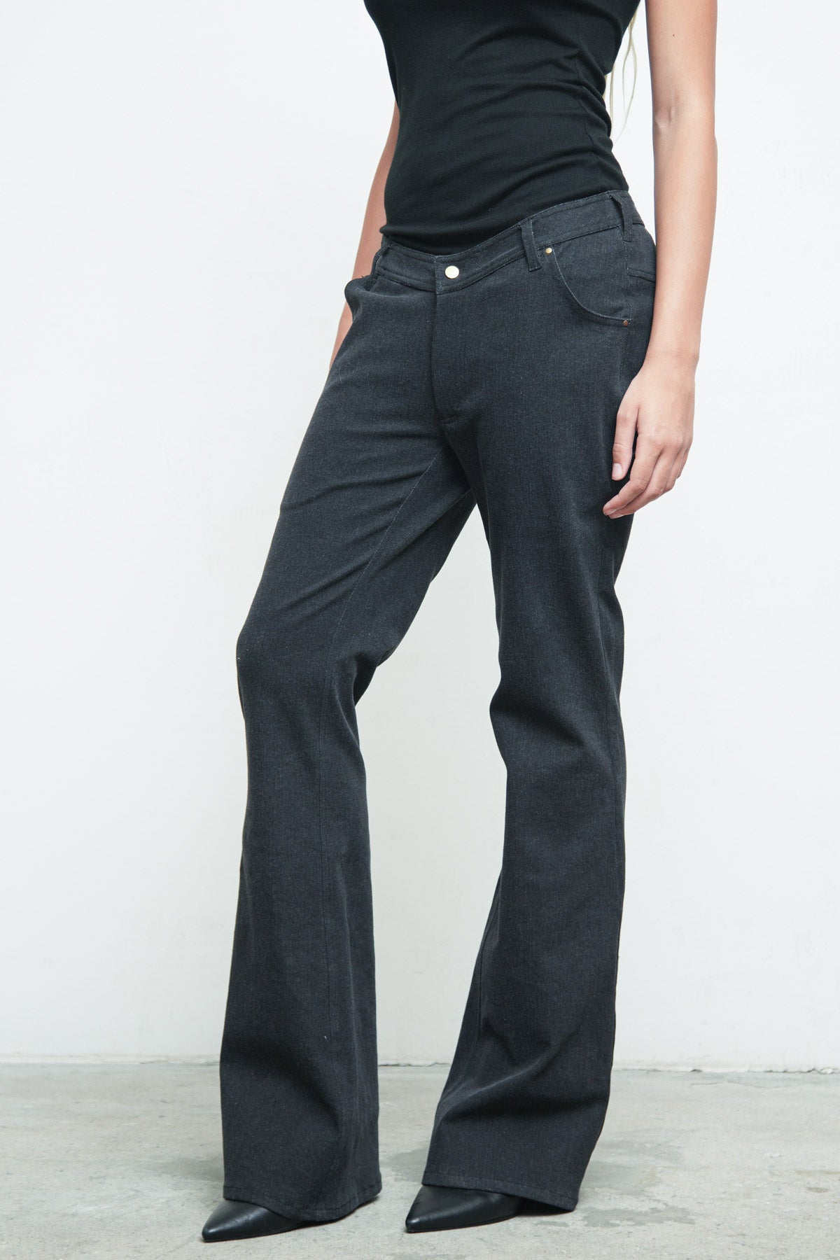 files/P-348-RavenPant-Black-01.jpg