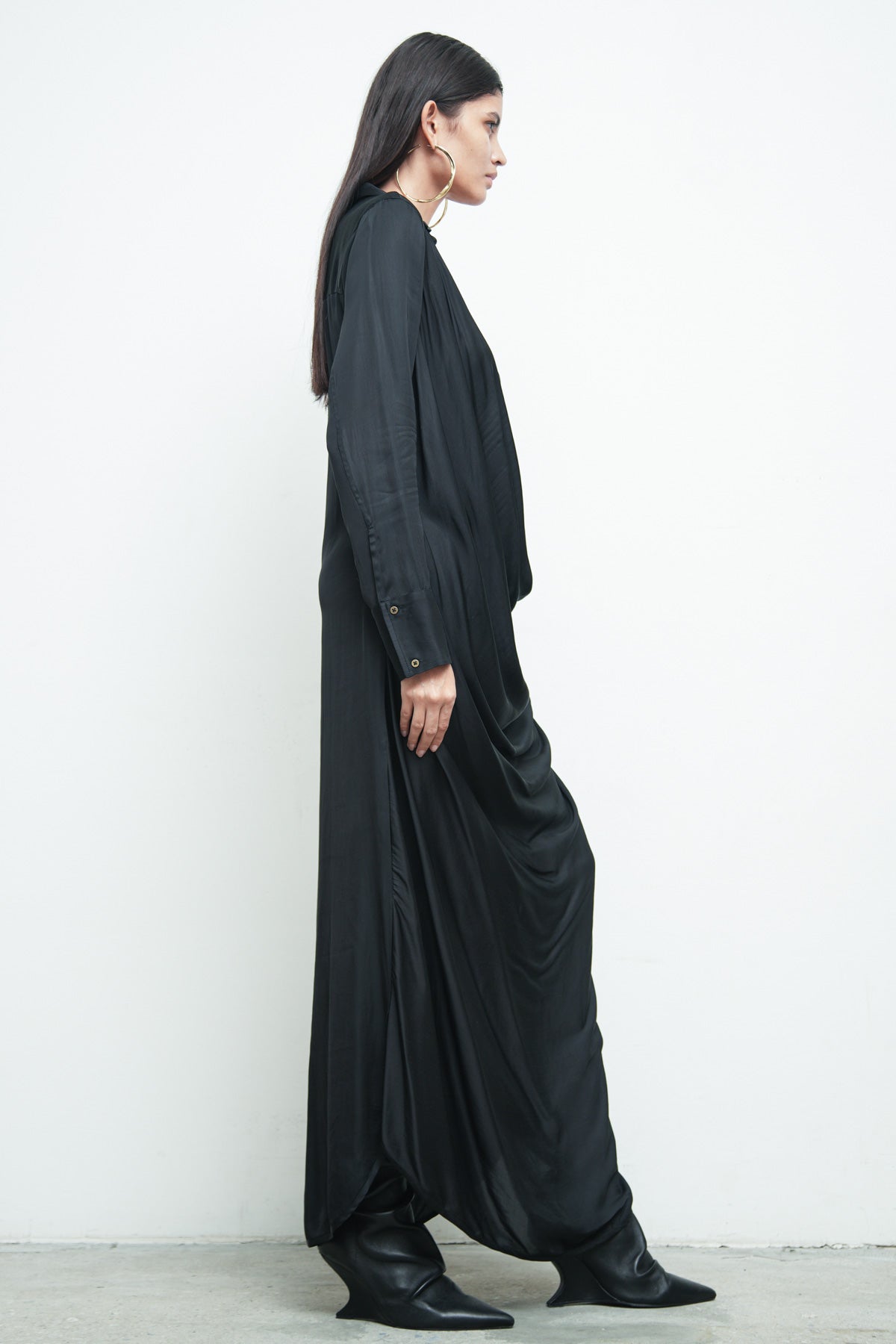 files/SD-647-DestaDress-Black-04.jpg