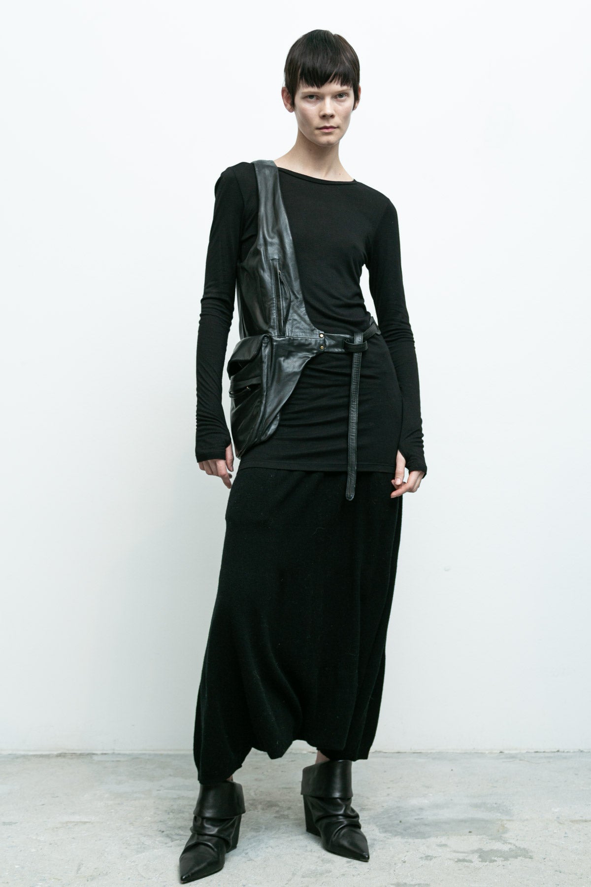 products/A-193-LoganVest-Black-03.jpg