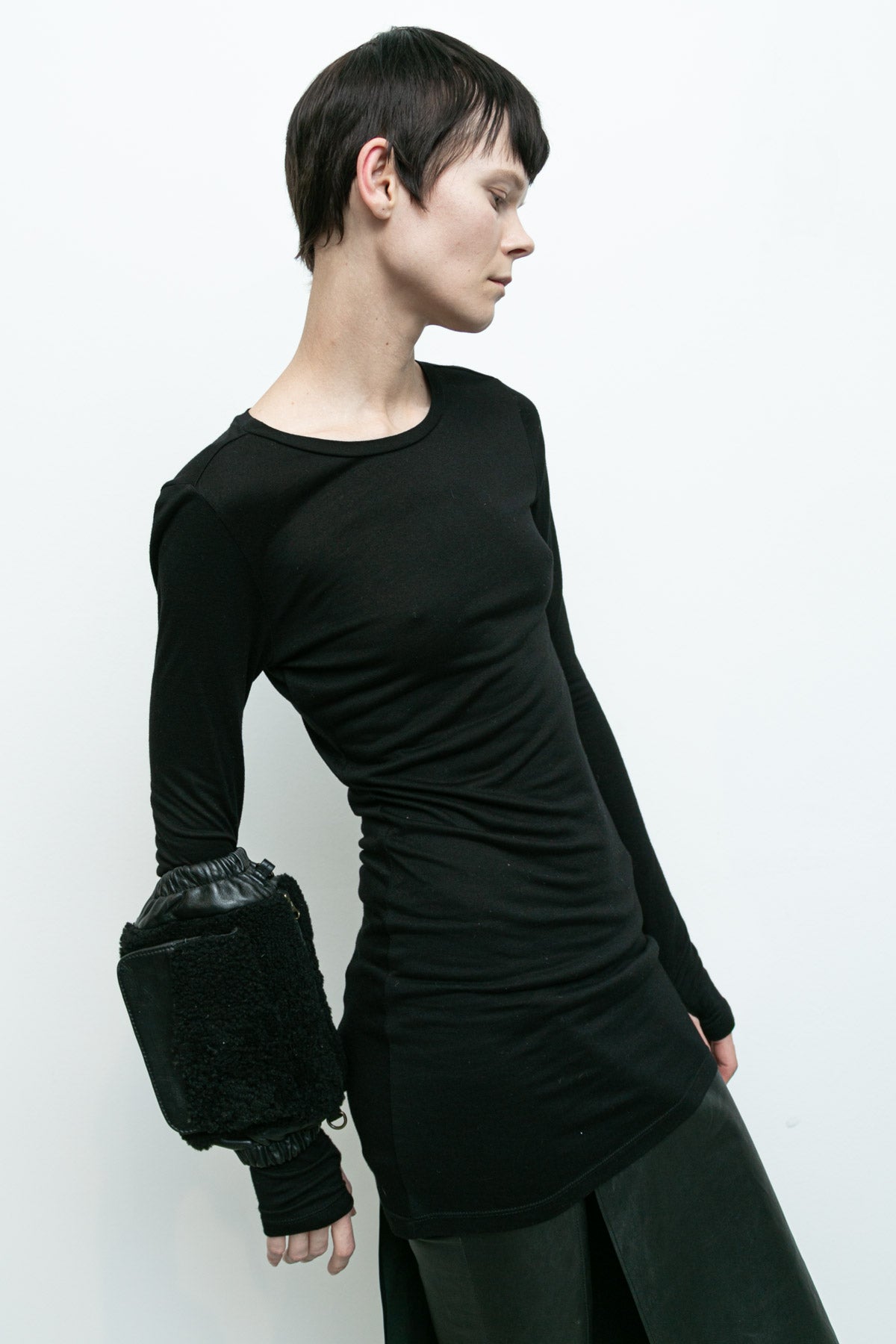 products/A-194C-Leif-Cuff-Shearling-Black-07.jpg