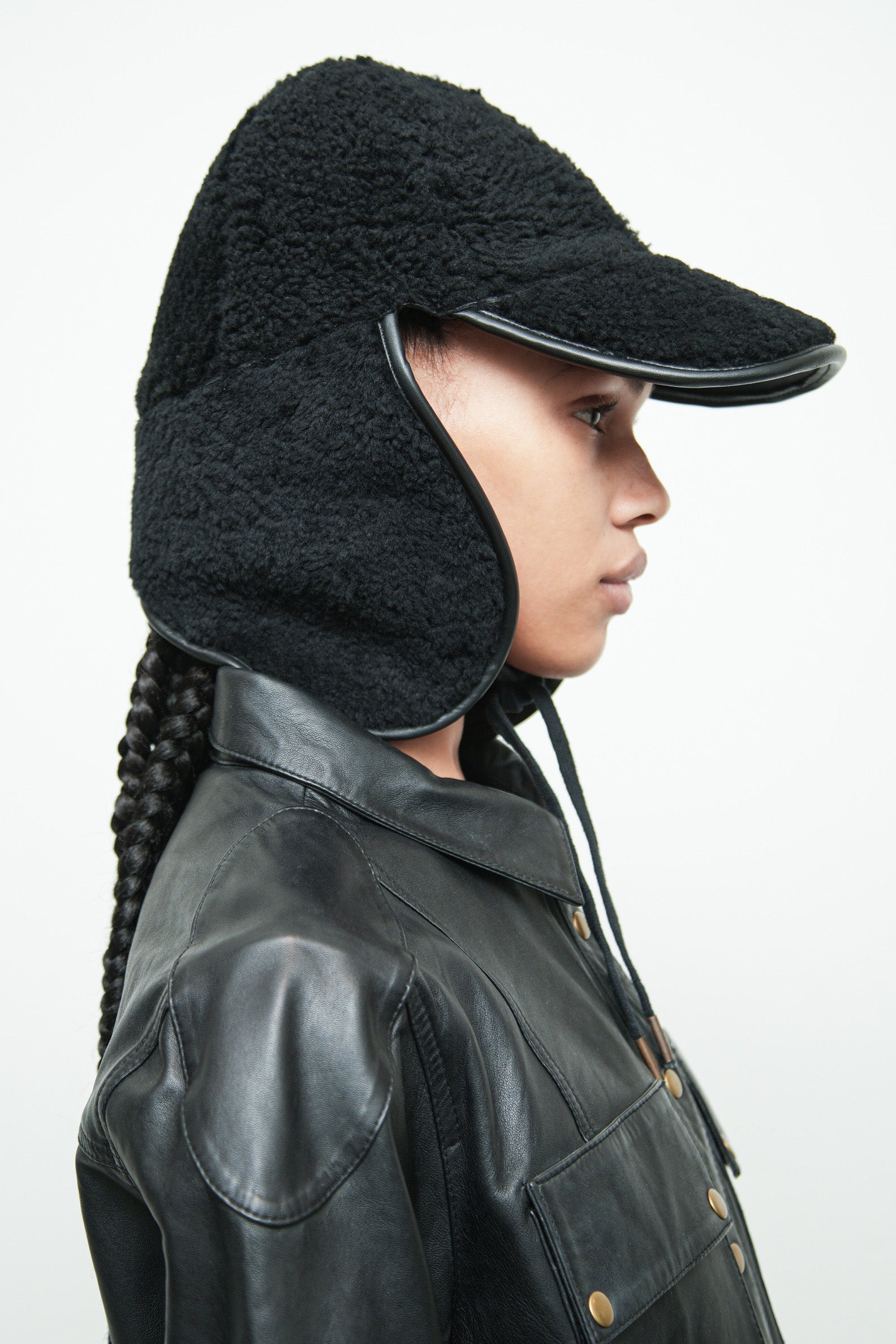 files/A-334-AjeyaHat-Black-05.jpg
