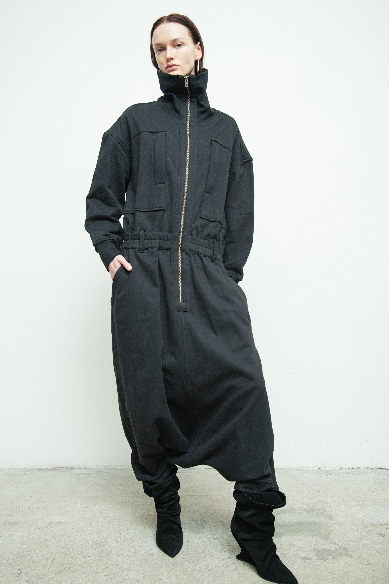 files/J-010-JaggerJumpsuit-blk-03.jpg