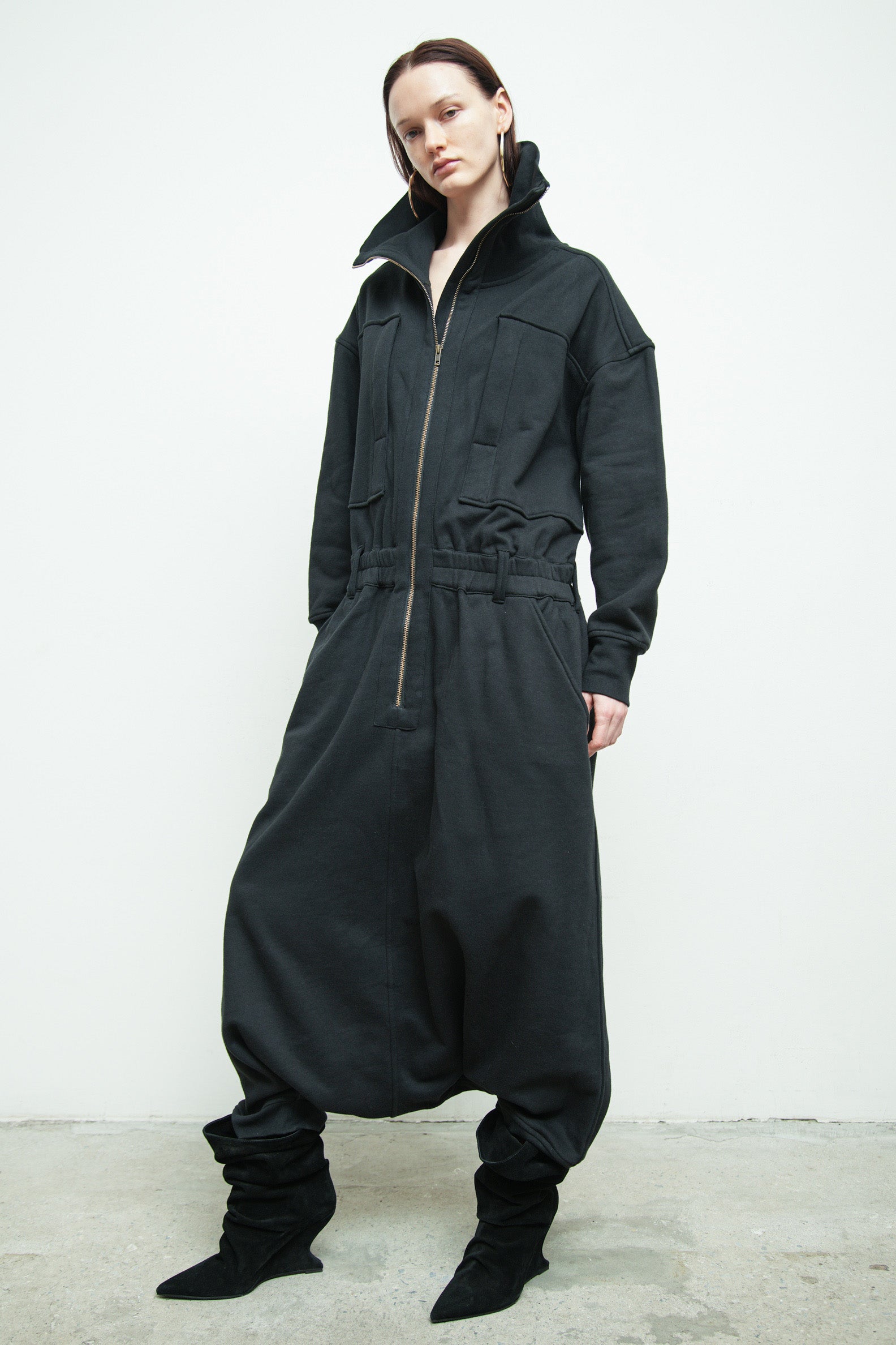files/J-010-JaggerJumpsuit-blk-04.jpg