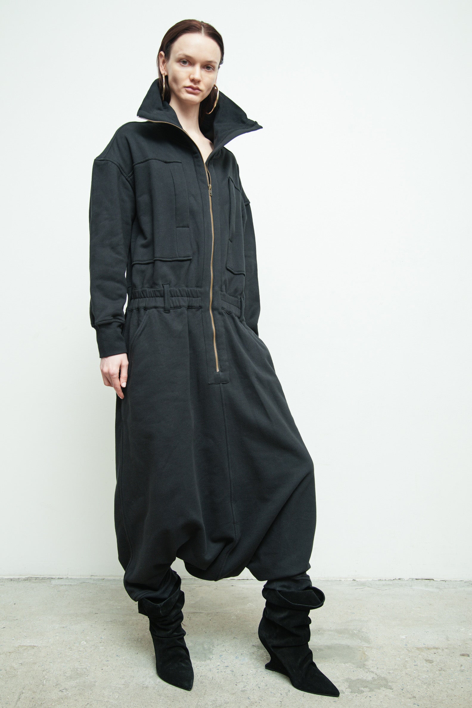 files/J-010-JaggerJumpsuit-blk-06.jpg