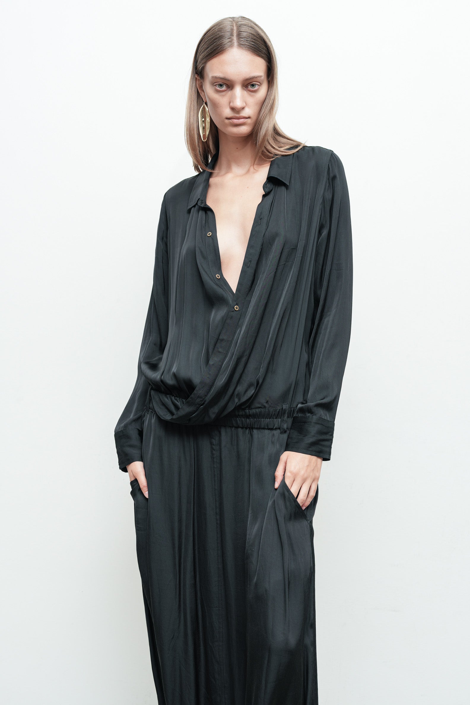 files/J-011-CirrusJumpsuit-Black--02.jpg