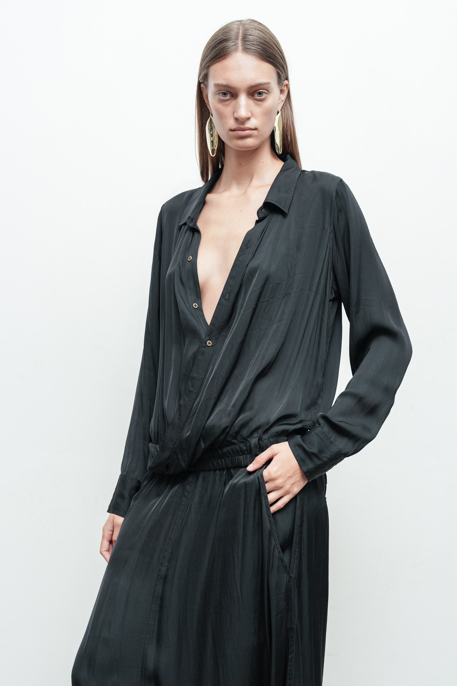 files/J-011-CirrusJumpsuit-Black--08.jpg