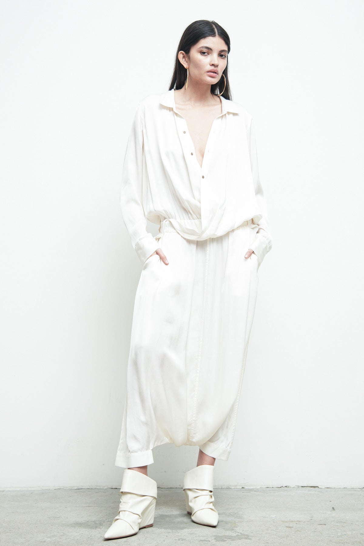 files/J-011B-CirrusJumpsuit-OffWhite-07.jpg