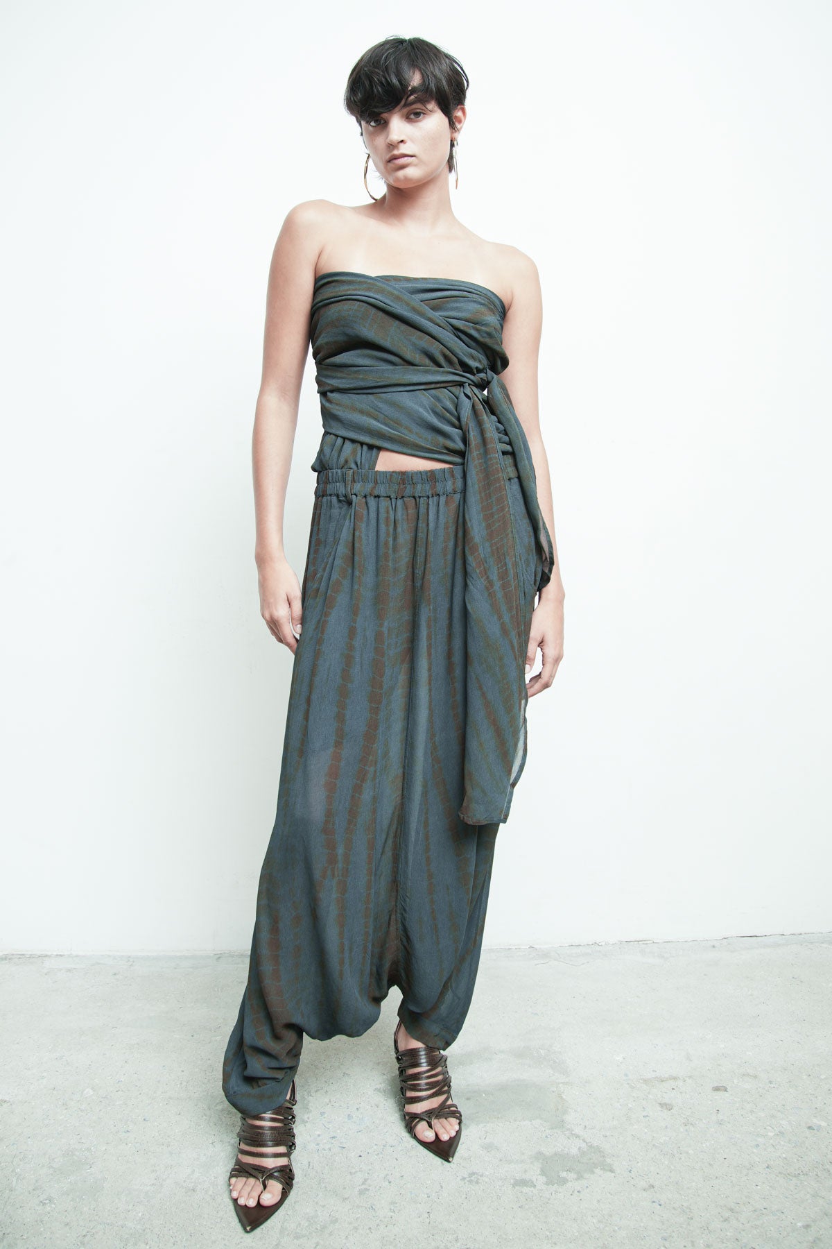 files/J-013D-JadeJumpsuit-GunmetalFern-02.jpg