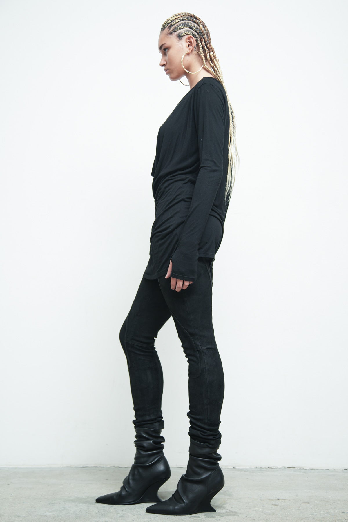 files/K-347-DiemT-Black-04.jpg