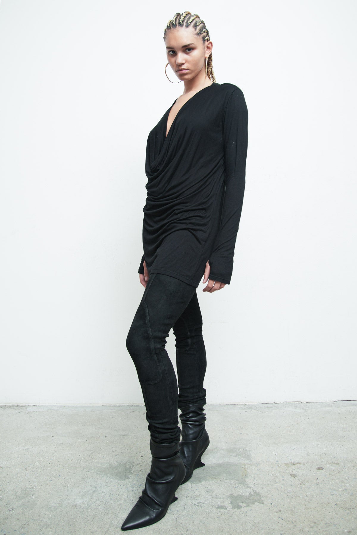 files/K-347-DiemT-Black-06.jpg