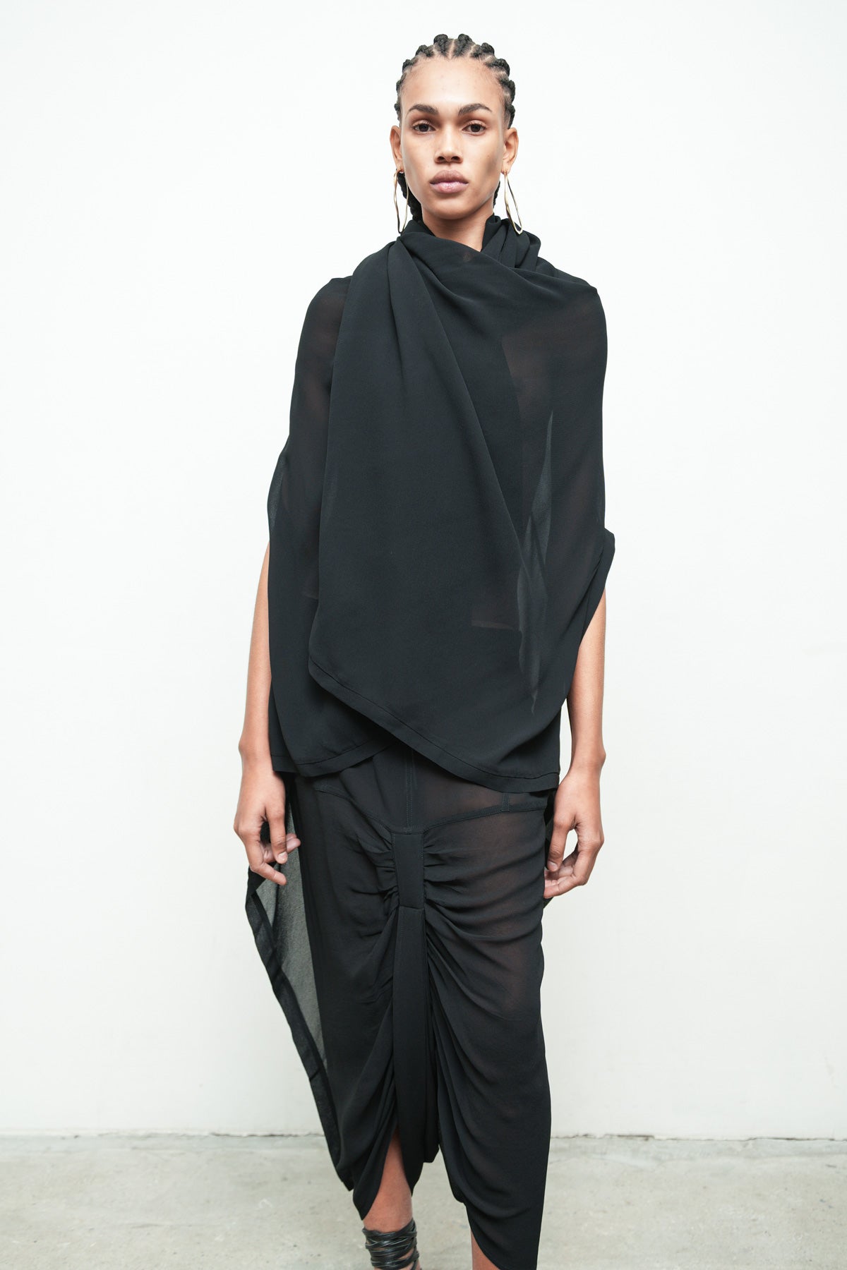 files/K-385E-SeriusSleeveless-Black-02.jpg