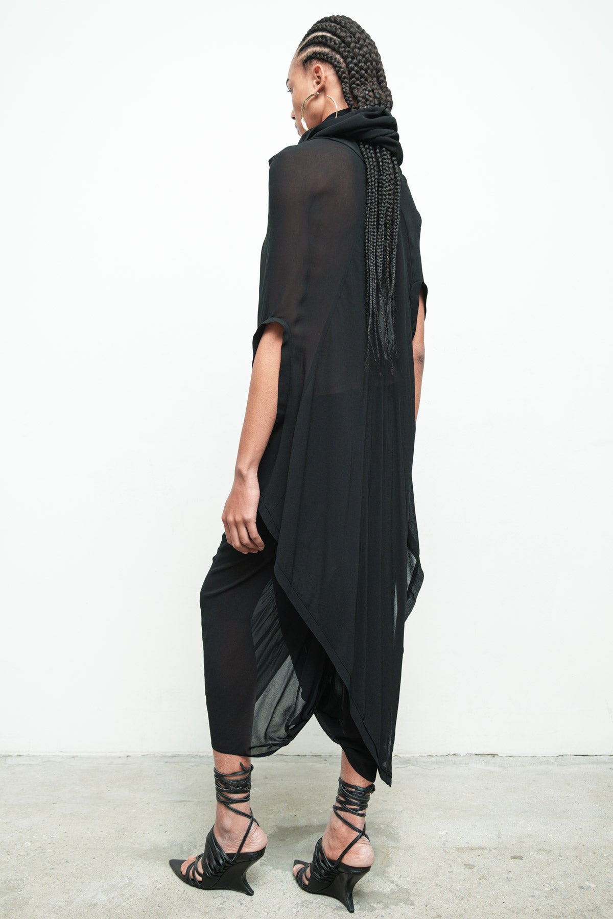 files/K-385E-SeriusSleeveless-Black-06.jpg