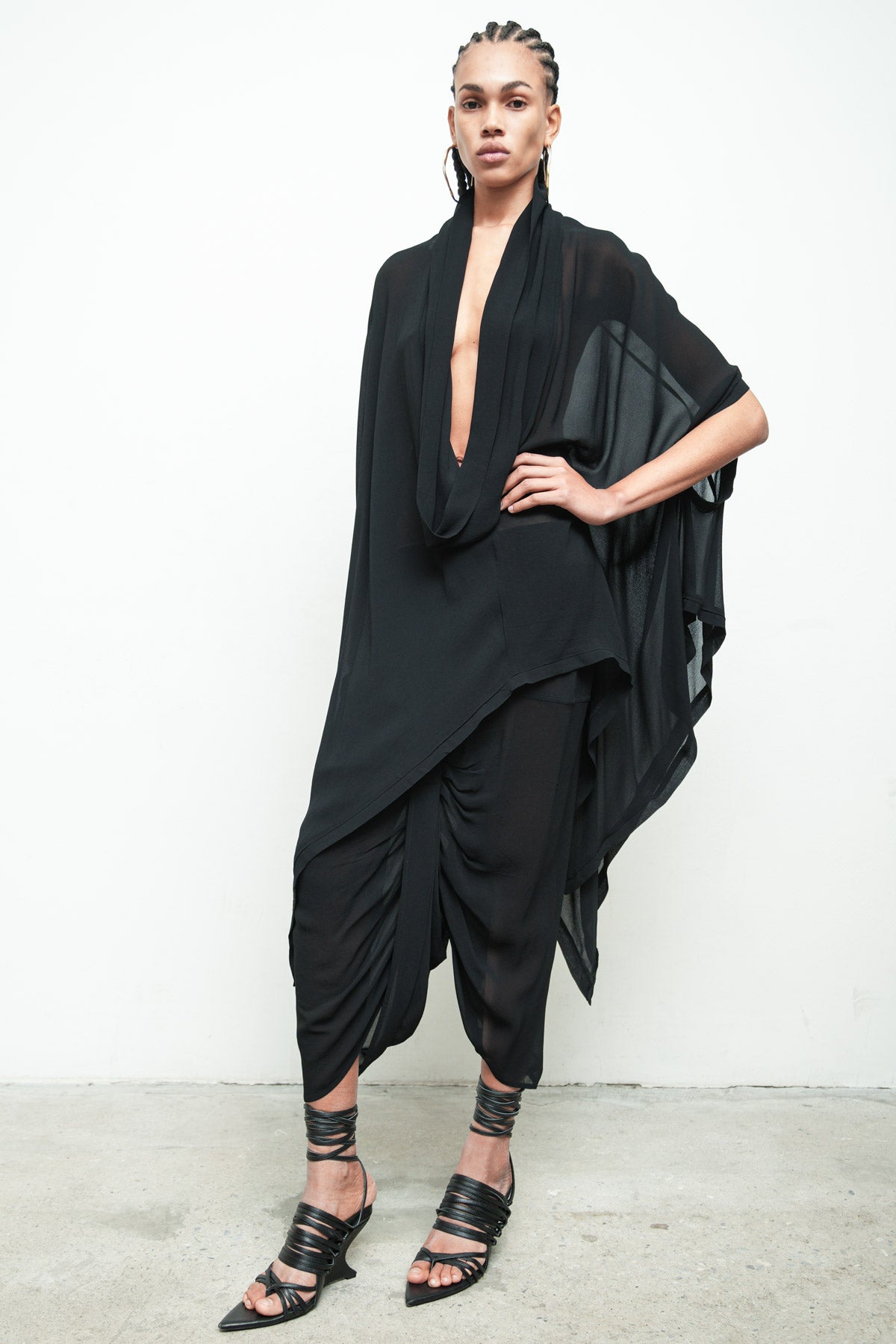 files/K-385E-SeriusSleeveless-Black-07.jpg