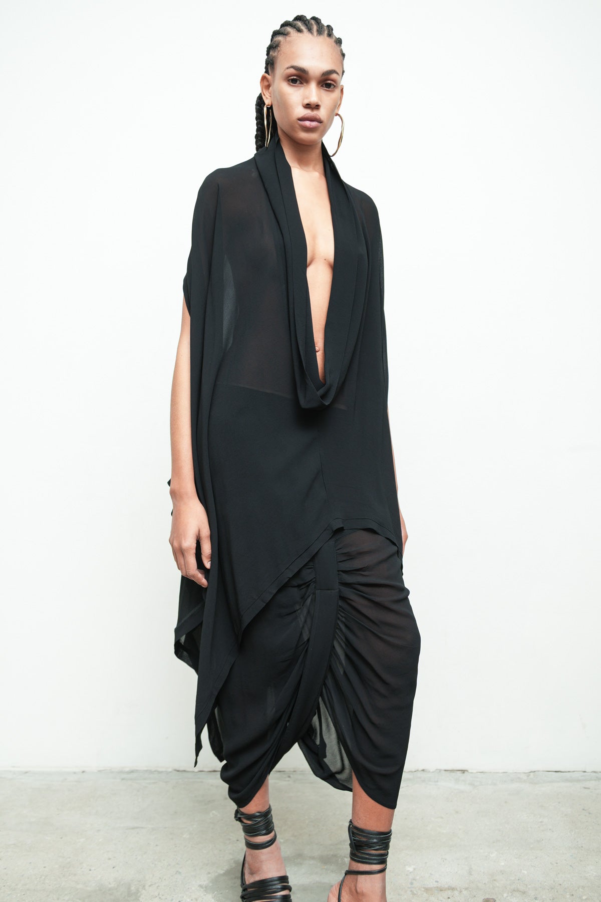 files/K-385E-SeriusSleeveless-Black-08.jpg