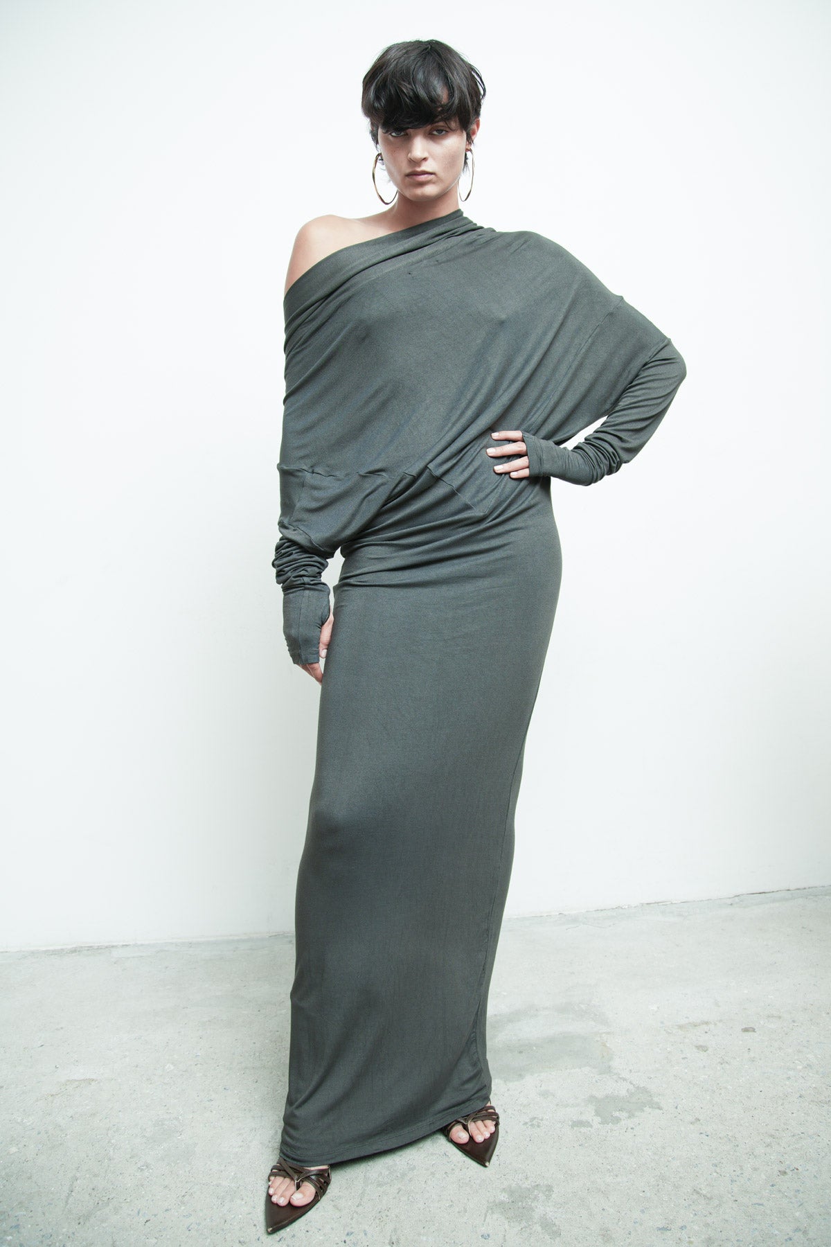 files/K-402B-JehanDress-Gunmetal-03.jpg