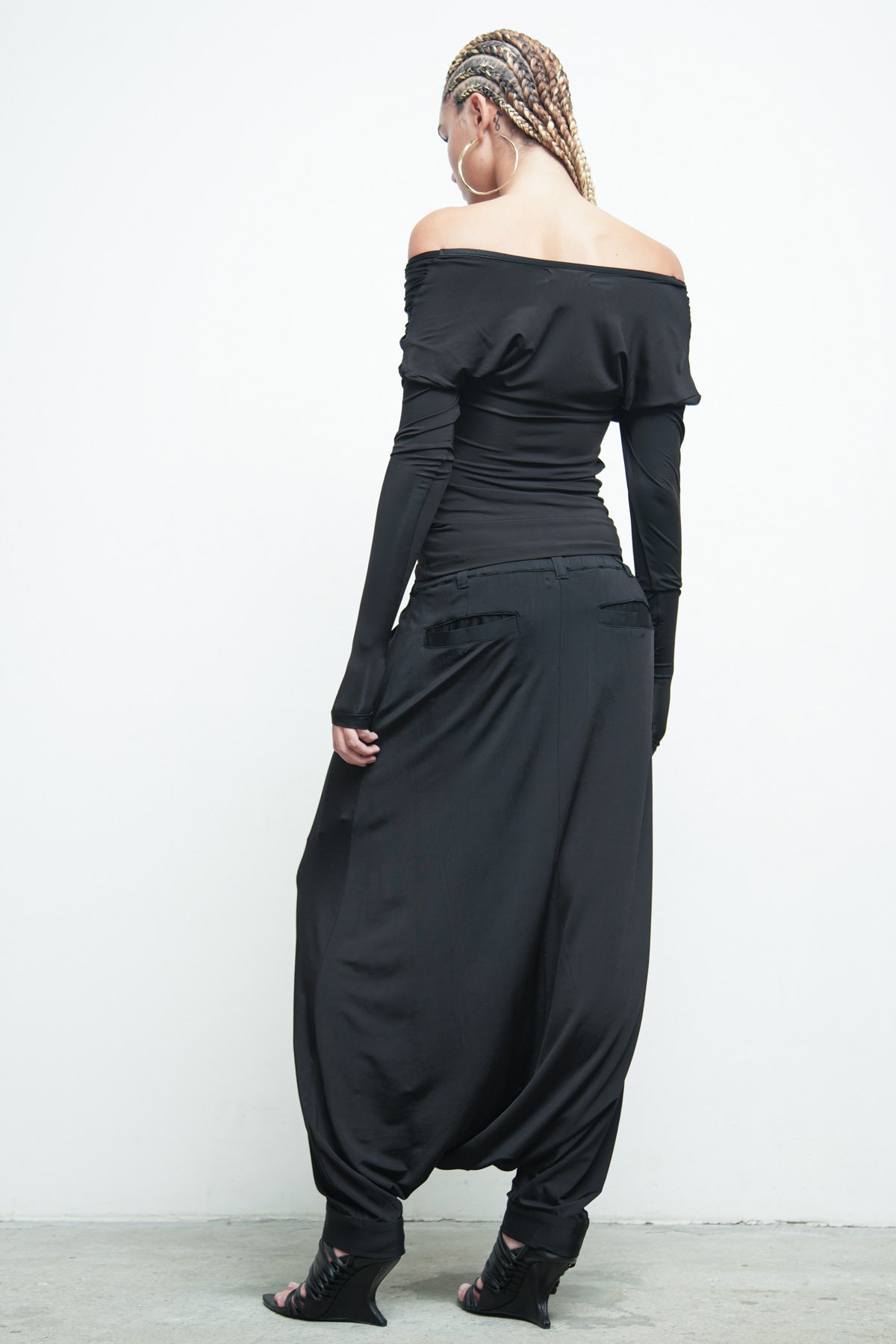 files/K-411-OpalTop-Black-P-306E-BahaSkant-Black--08.jpg