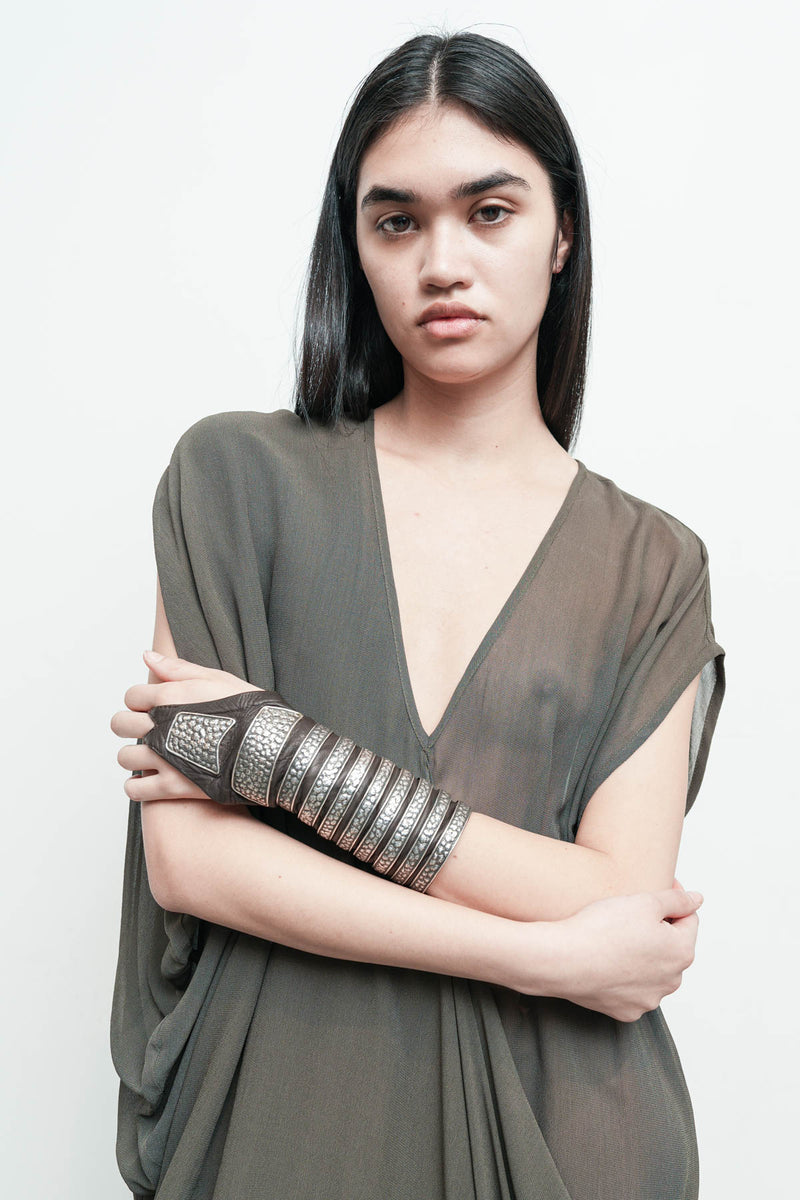 8 Band Cuff