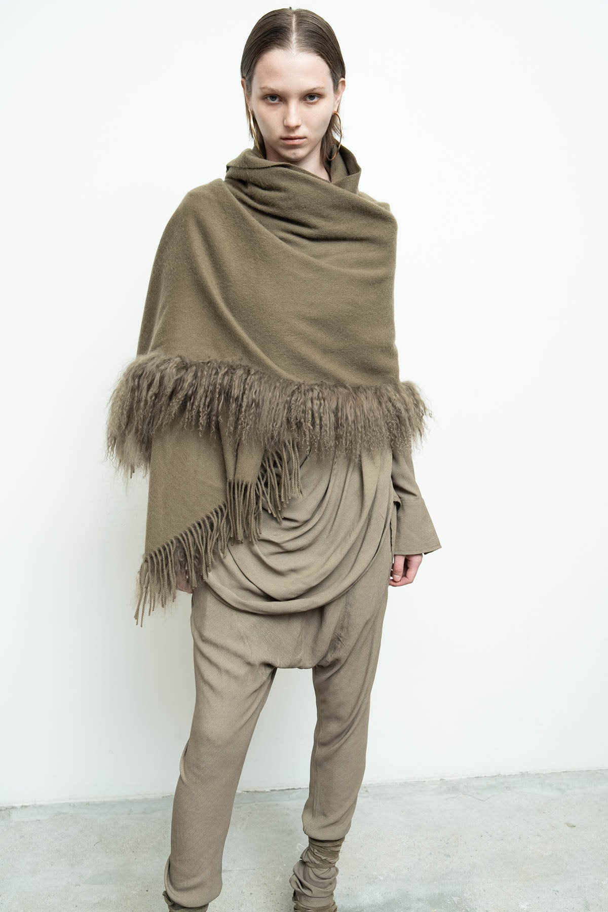 files/NicholasK-A-081AWO-MongolianScarf-Dune-02.jpg