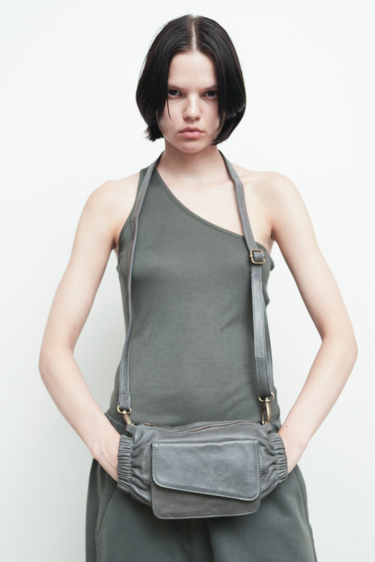 files/NicholasK-A-194A-LeiffCuffPack-Shadow-P-319B-AtticusPant-Ink-03.jpg