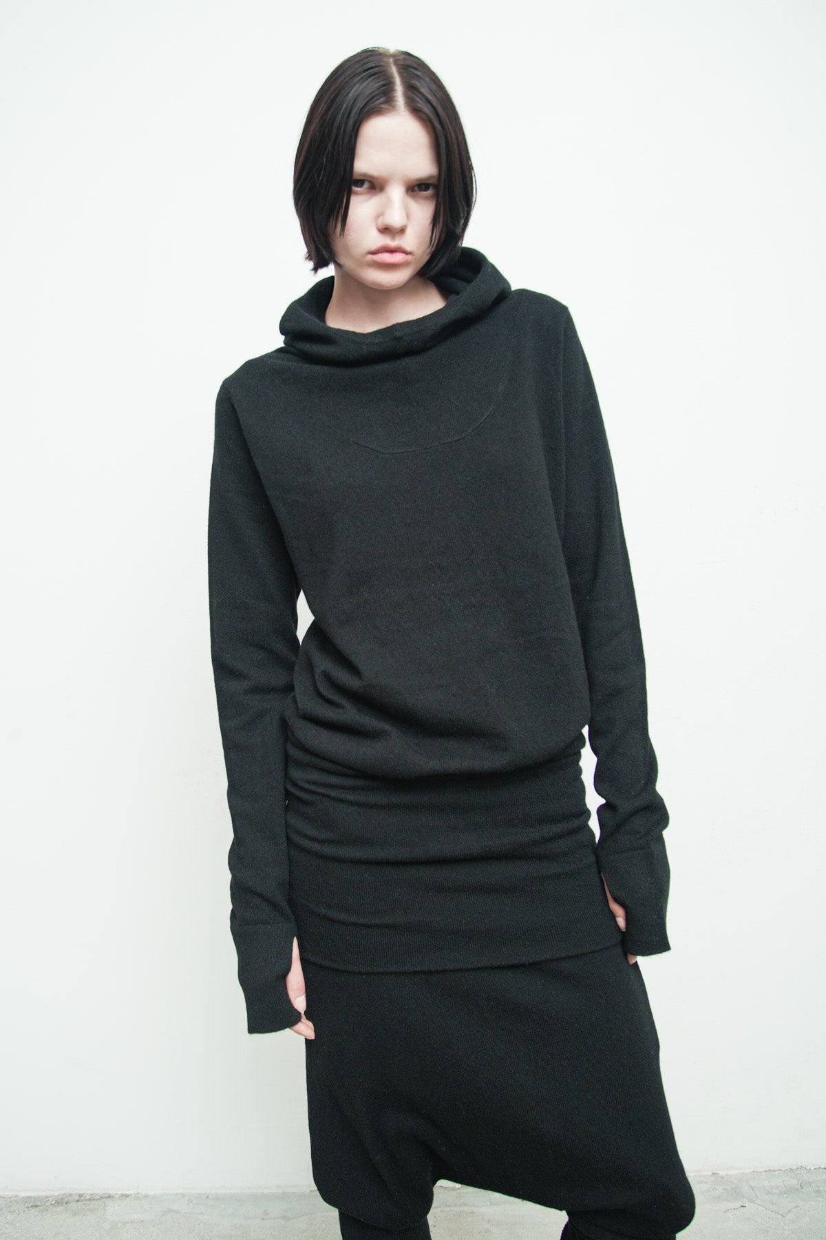 files/NicholasK-ClarkHoody-Black-03.jpg