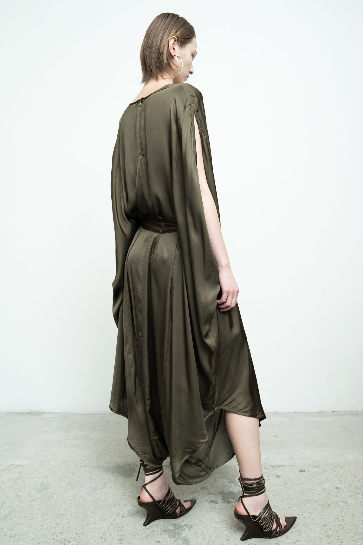 files/NicholasK-J-019-BeauJumpsuit-Moss-02.jpg