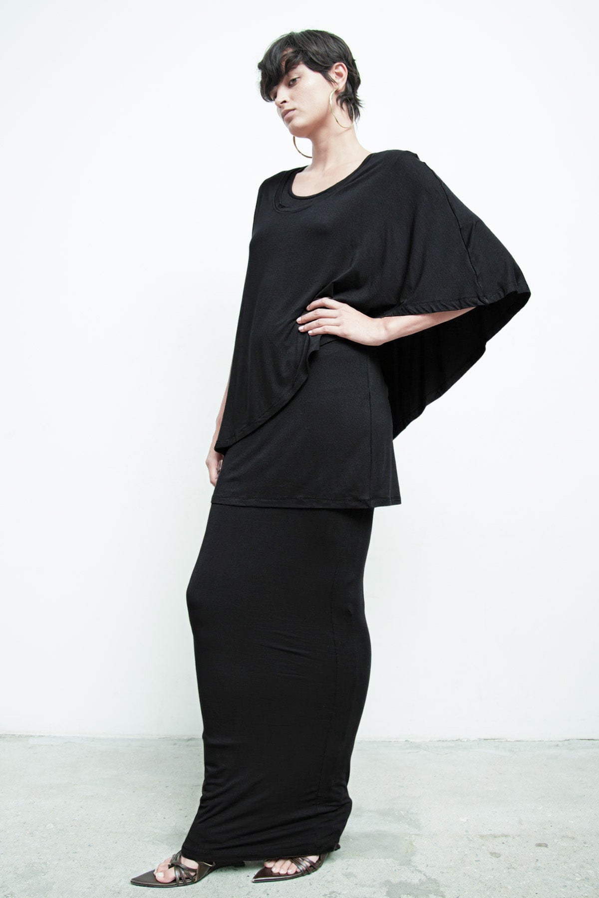 files/NicholasK-K-417-ZolaT-Black-05.jpg