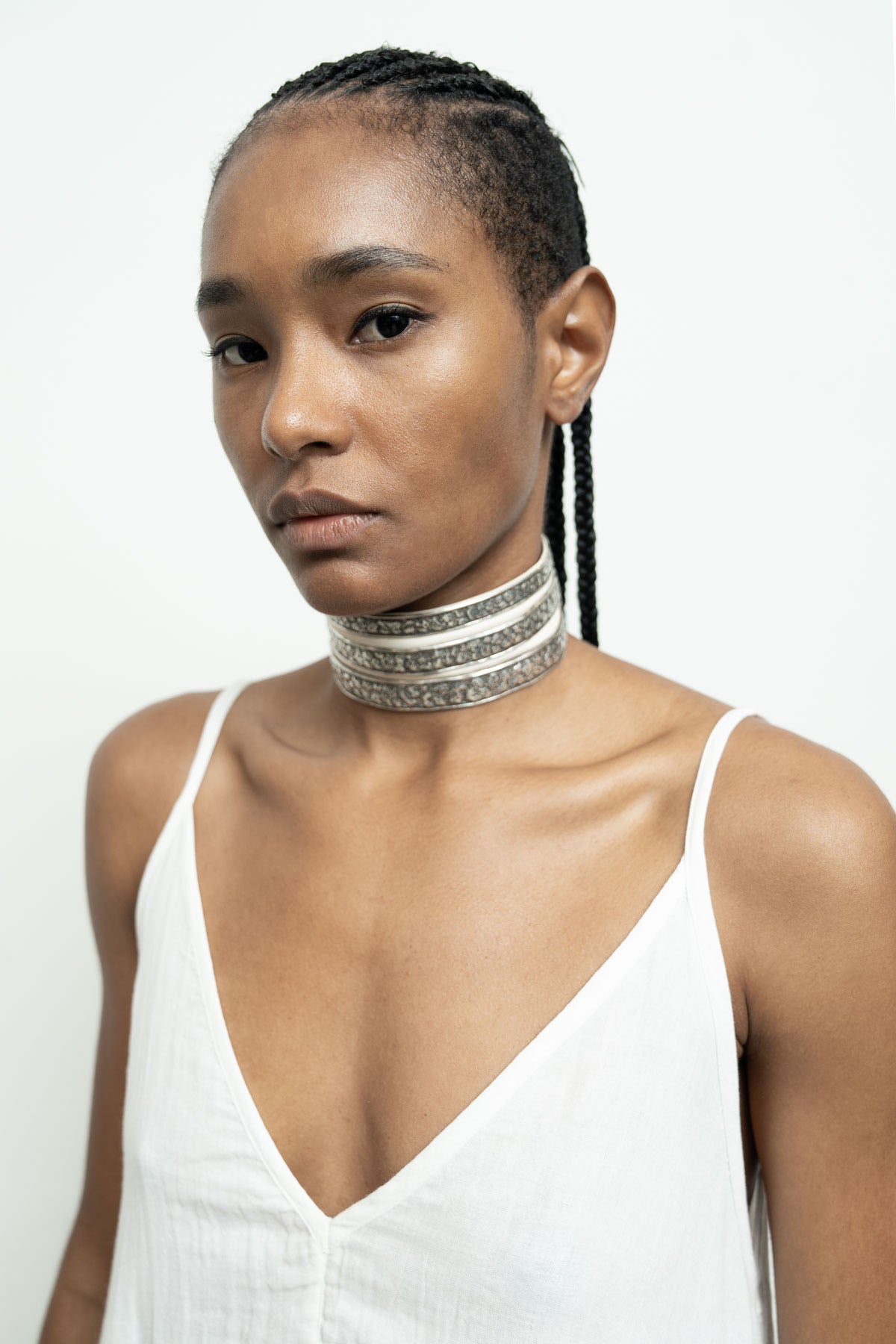 files/NicholasK-NicholasK-Choker-Off-White-06.jpg