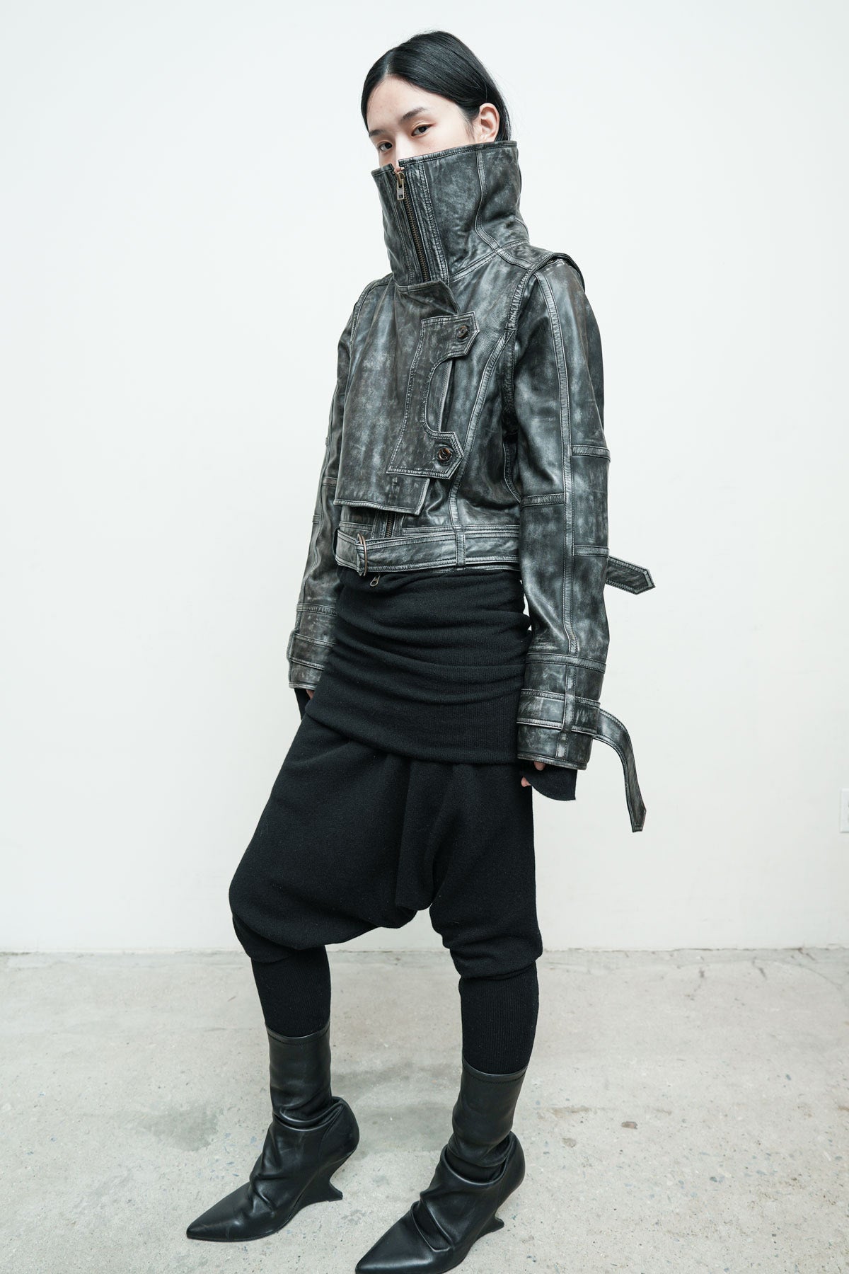files/NicholasK-O-385C-TannerJacket-BlackBeige-03.jpg