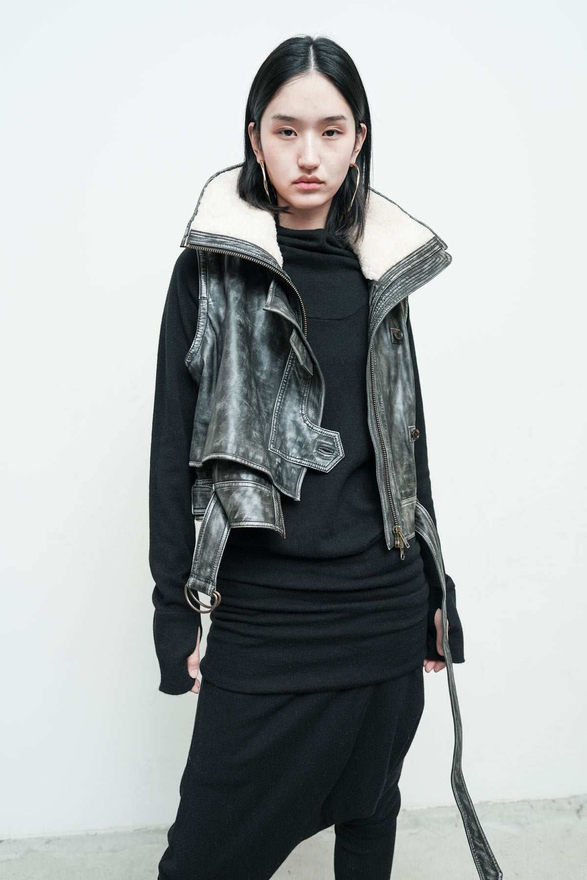 files/NicholasK-O-385C-TannerJacket-BlackBeige-09.jpg