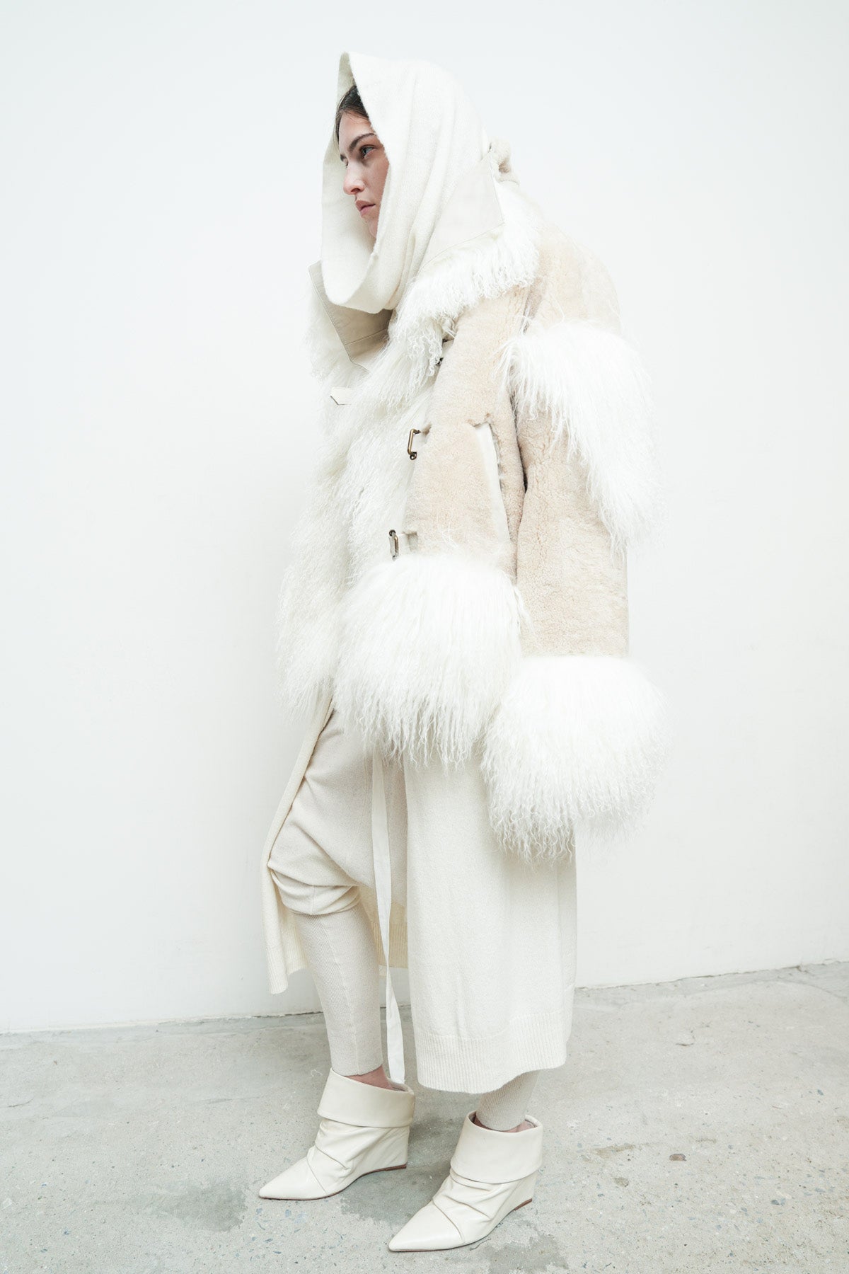files/NicholasK-O-464-TaosJacket-Beige-09.jpg