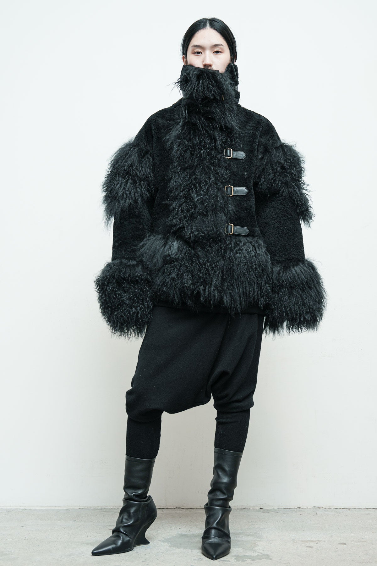 files/NicholasK-O-464-TaosJacket-Black-01.jpg