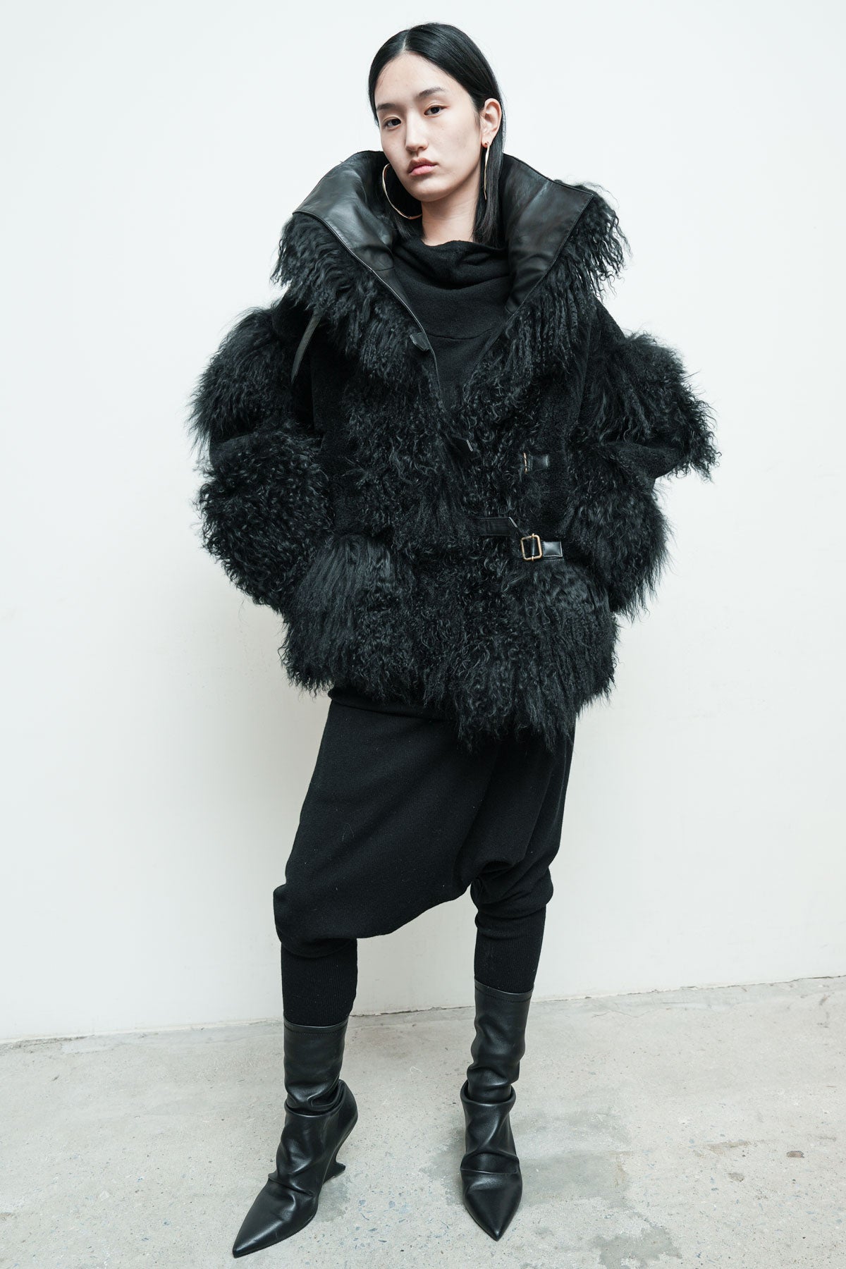 files/NicholasK-O-464-TaosJacket-Black-07.jpg