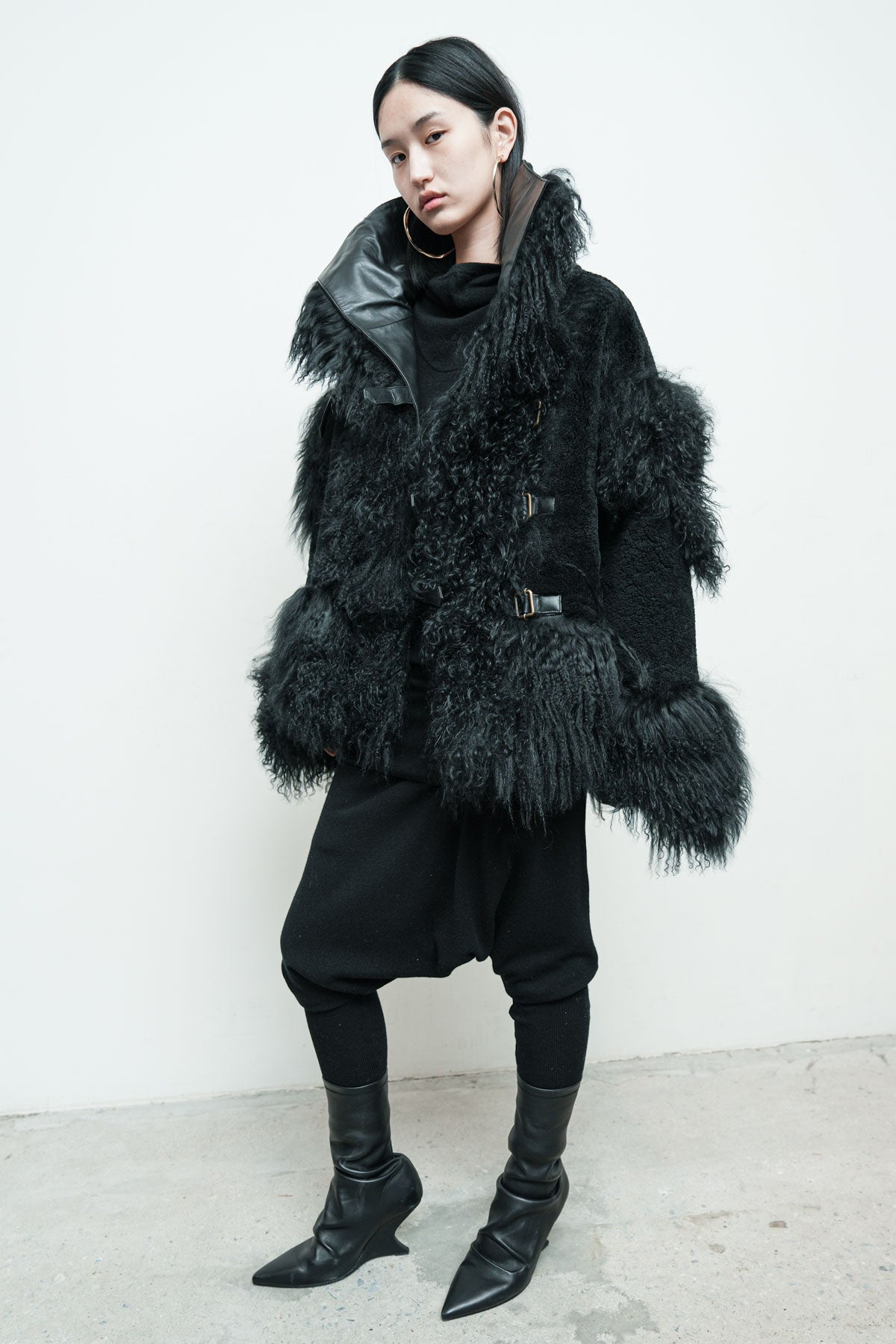 files/NicholasK-O-464-TaosJacket-Black-08.jpg