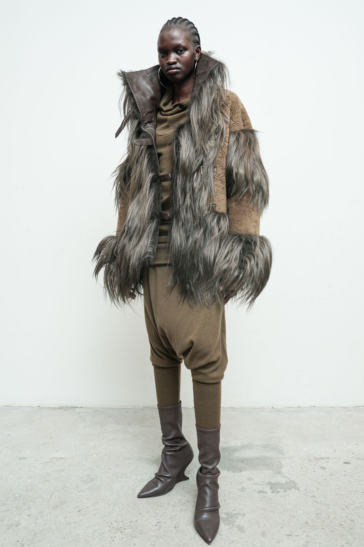 files/NicholasK-O-464-TaosJkt-GreyBronze-010.jpg