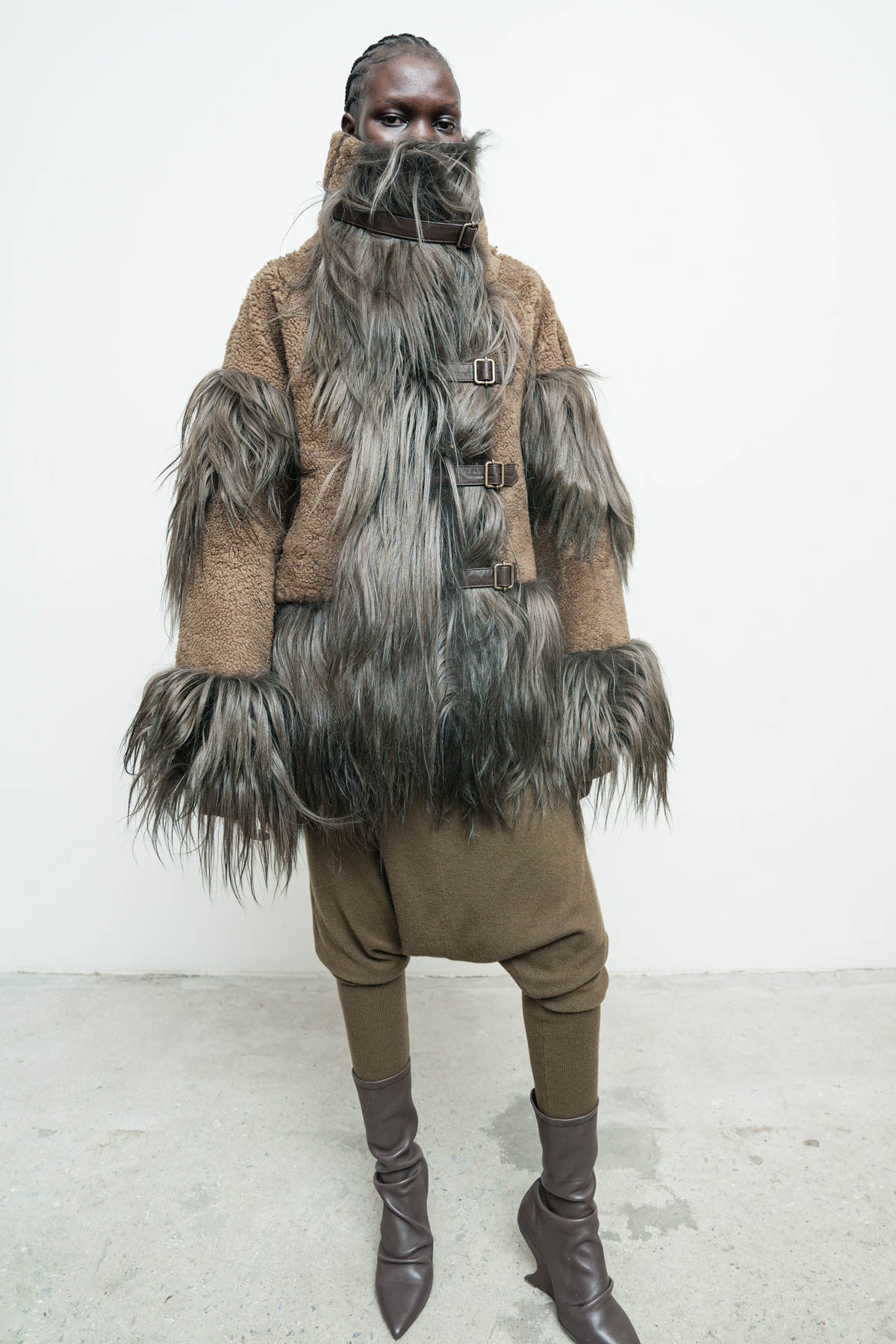 files/NicholasK-O-464-TaosJkt-GreyBronze-03.jpg
