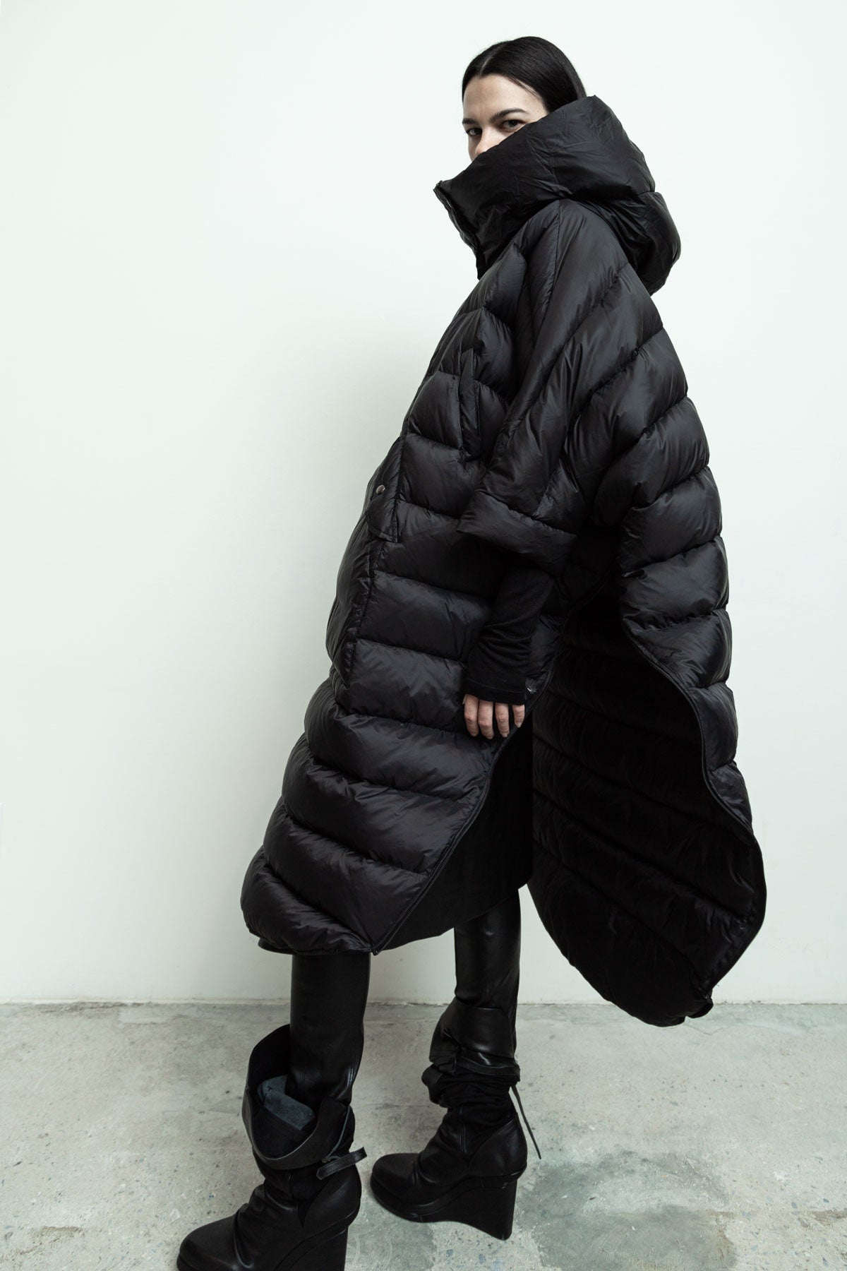 files/NicholasK-O-AnorakPuffer-Black-010.jpg