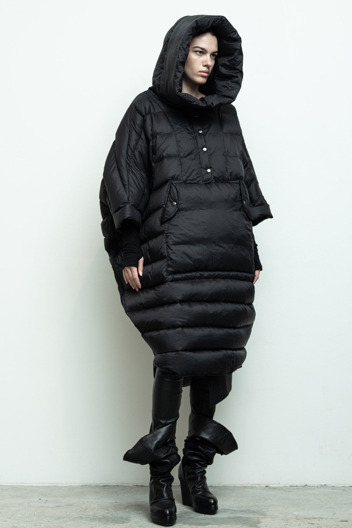 files/NicholasK-O-AnorakPuffer-Black-02.jpg