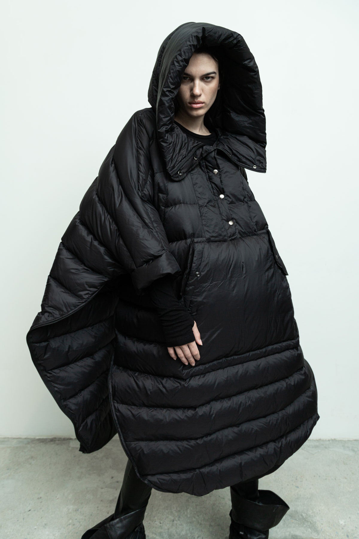 files/NicholasK-O-AnorakPuffer-Black-07.jpg