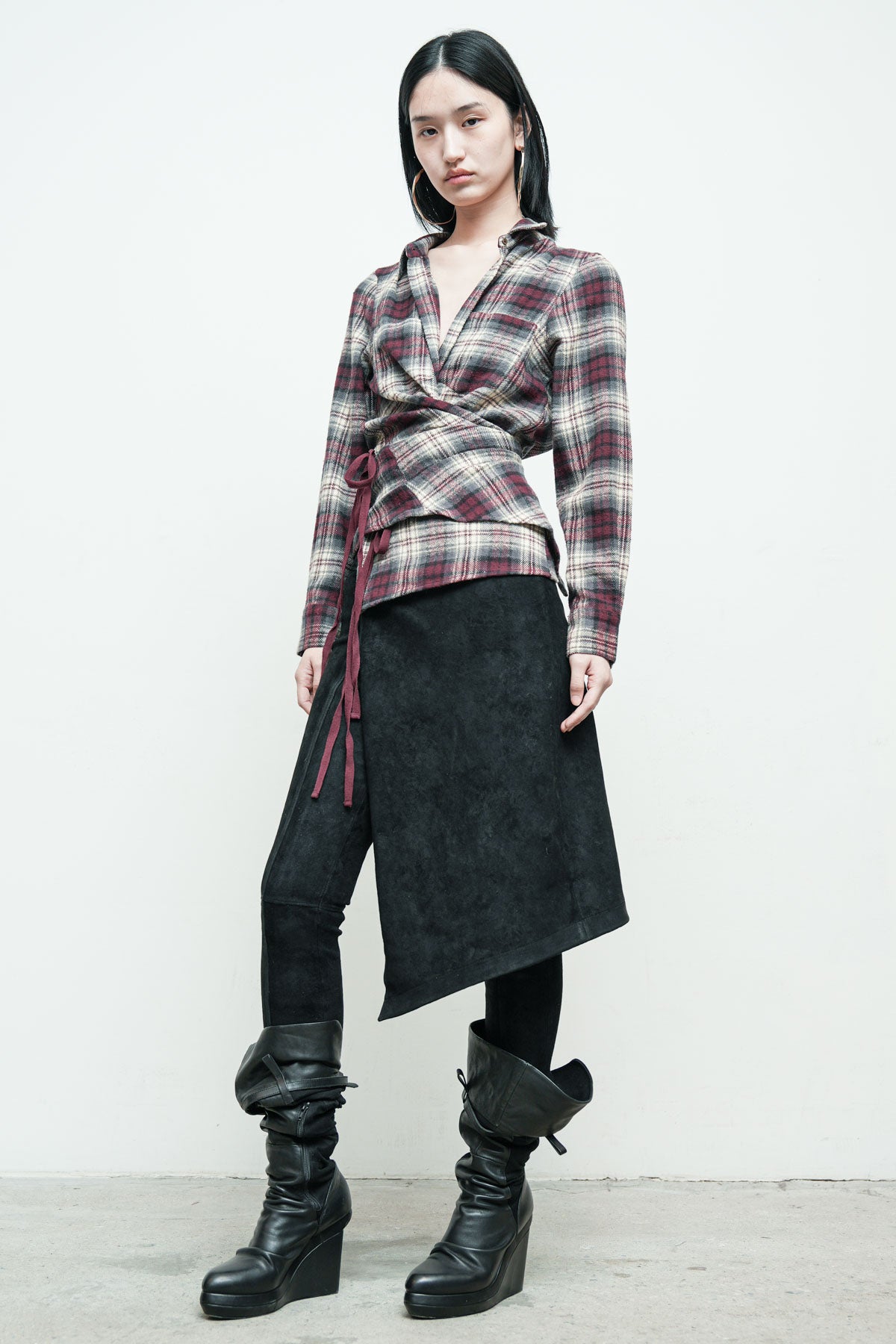 files/NicholasK-S-211Q-RouxShirt-BurgundyBlackEcru-P-305B-RemiLegging-Black-03.jpg
