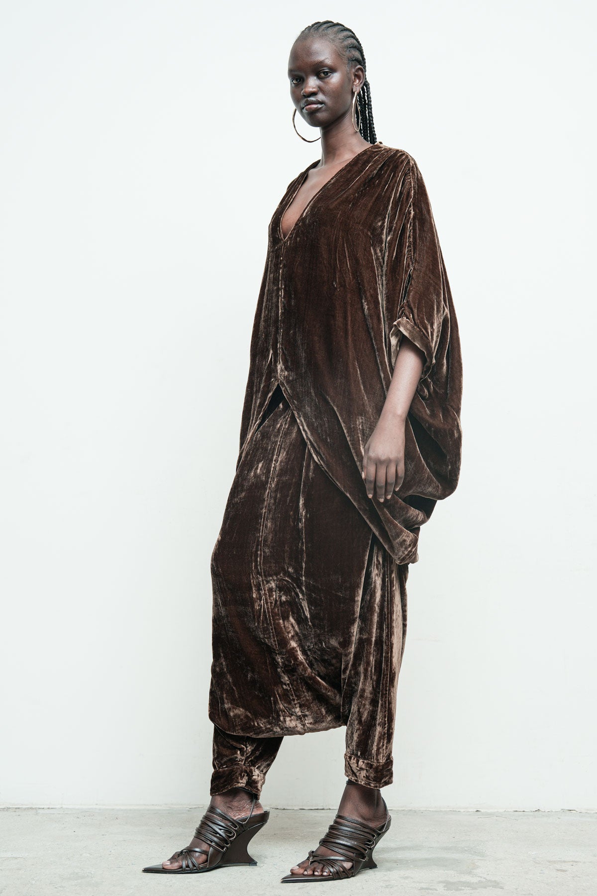 files/NicholasK-S-353C-RiverShirt-Bronze-04.jpg