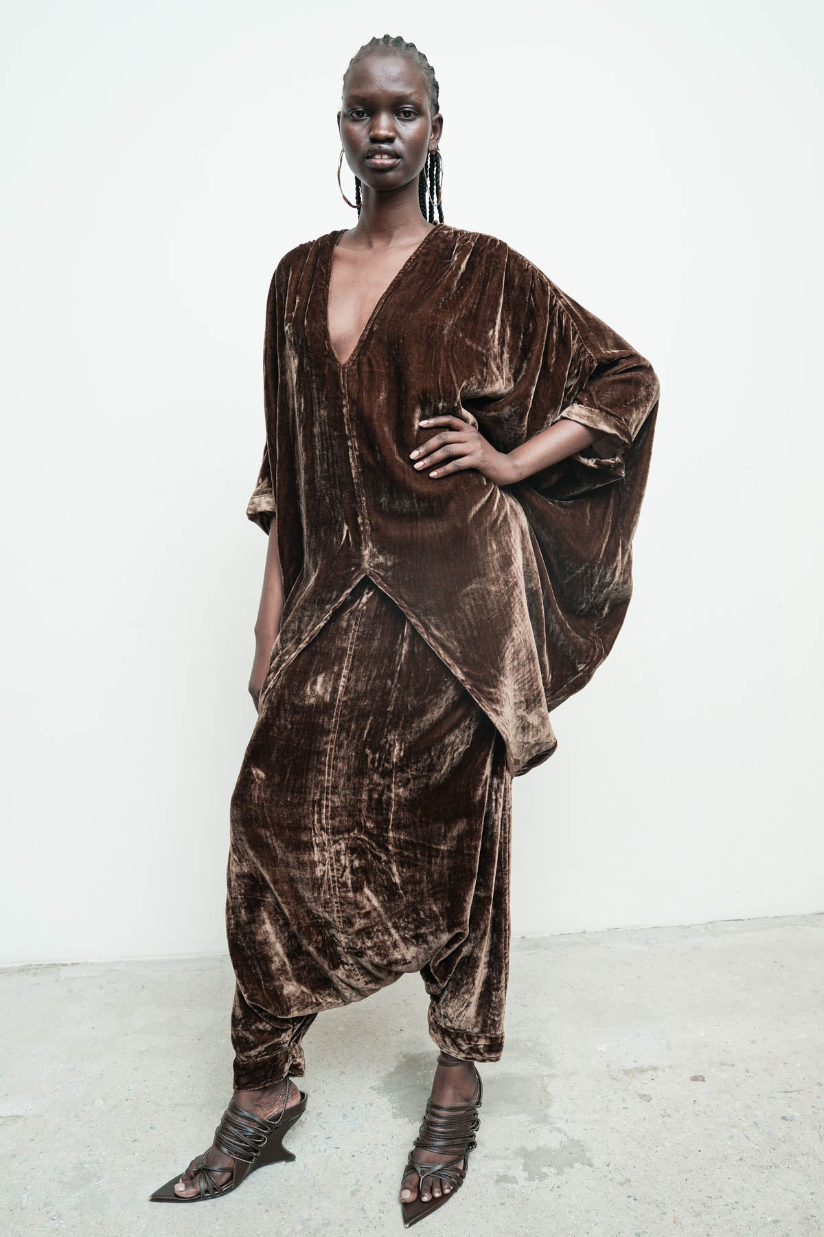files/NicholasK-S-353C-RiverShirt-Bronze-07.jpg