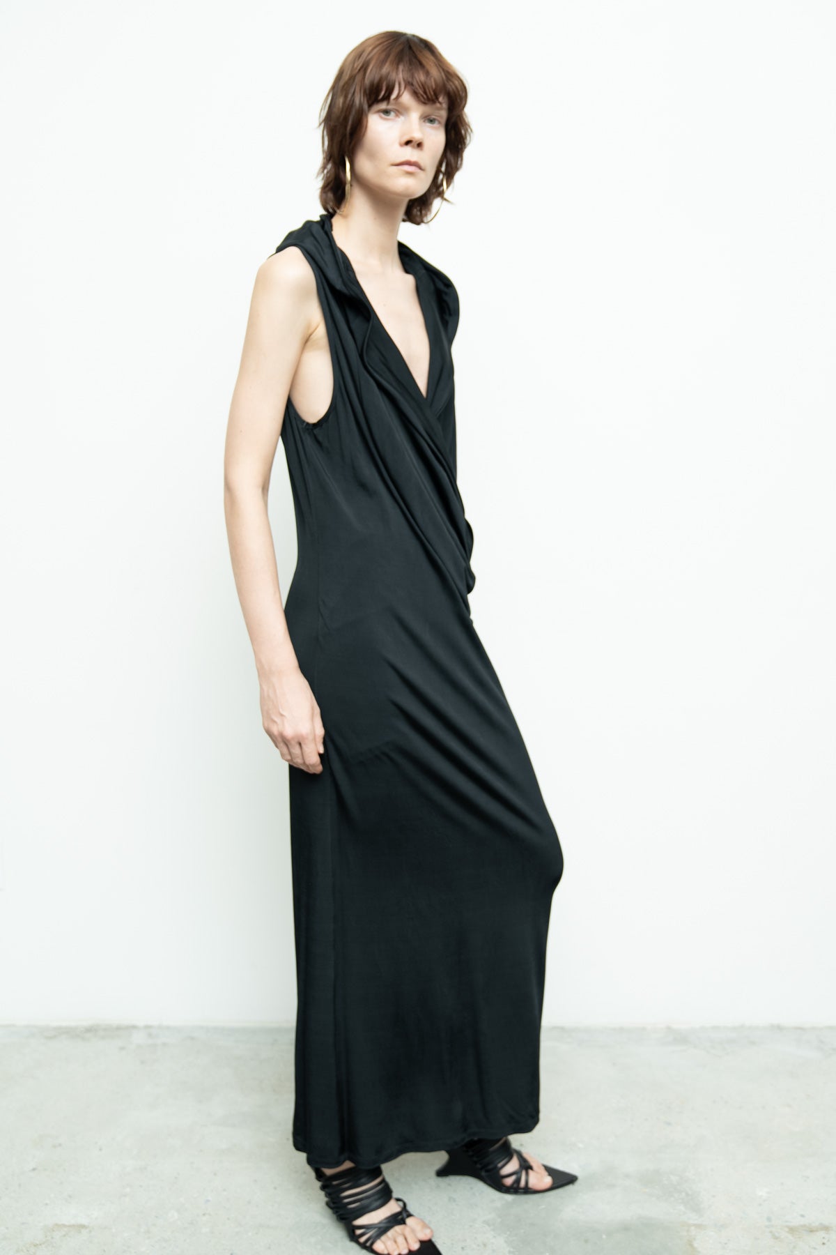 files/NicholasK-SD-634-ArlettDress-Black-02_d5cb60cd-5d8f-4d09-8a47-f18a1fbd7297.jpg