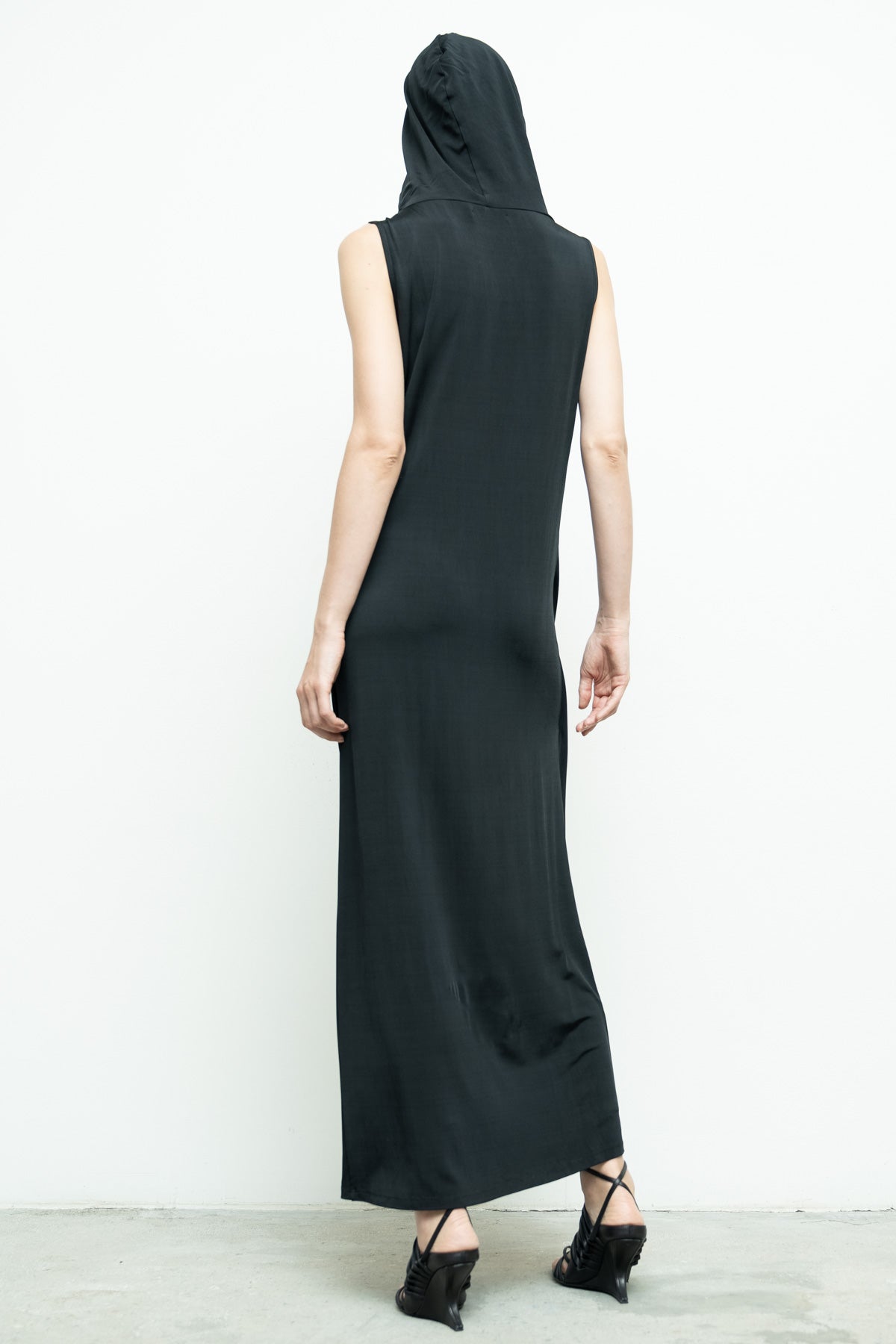 files/NicholasK-SD-634-ArlettDress-Black-04_3e316e53-808c-498c-9ffd-4a1a75ac8221.jpg