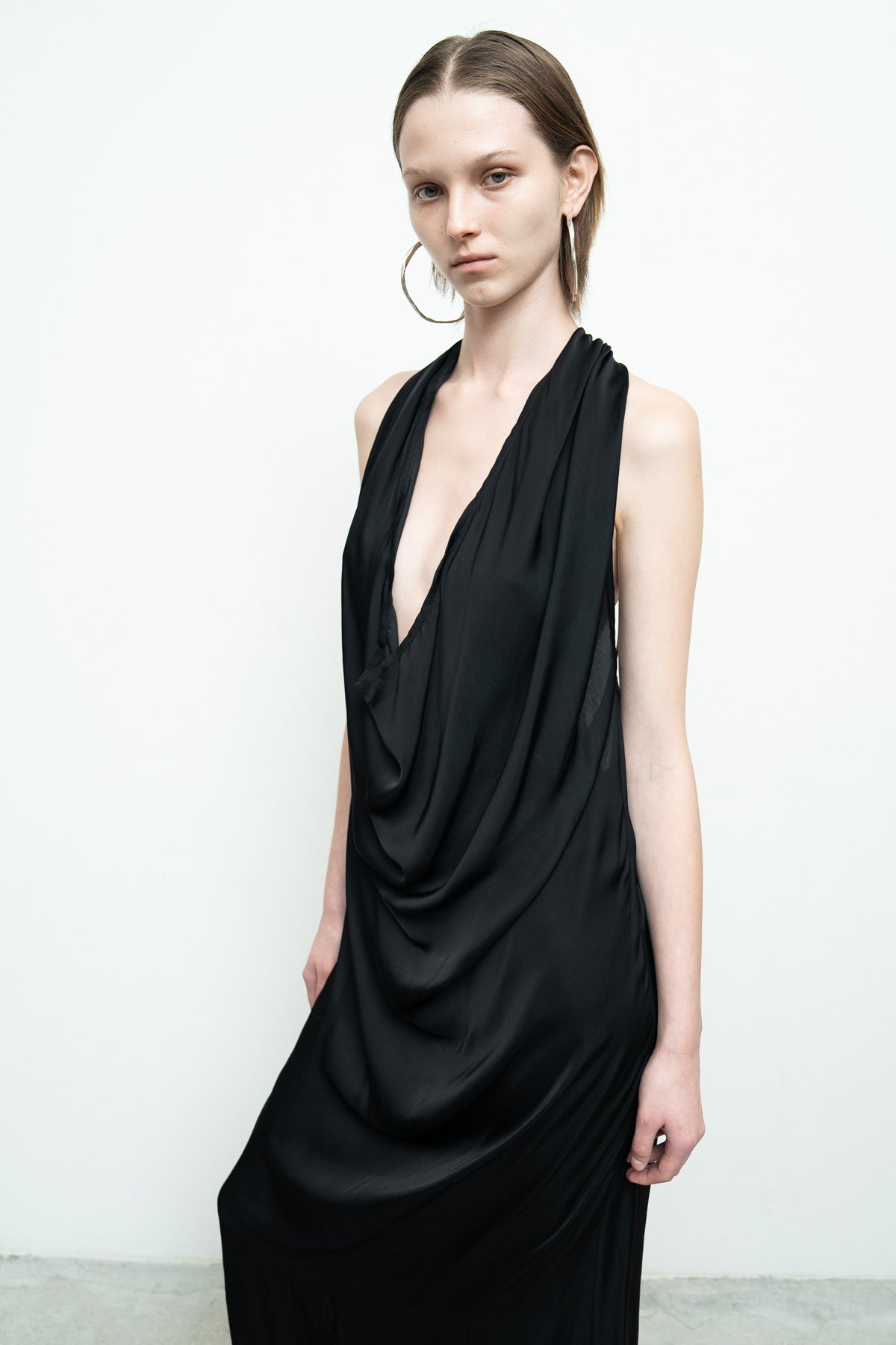 files/NicholasK-SD-642-HazeDress-Black-08.jpg