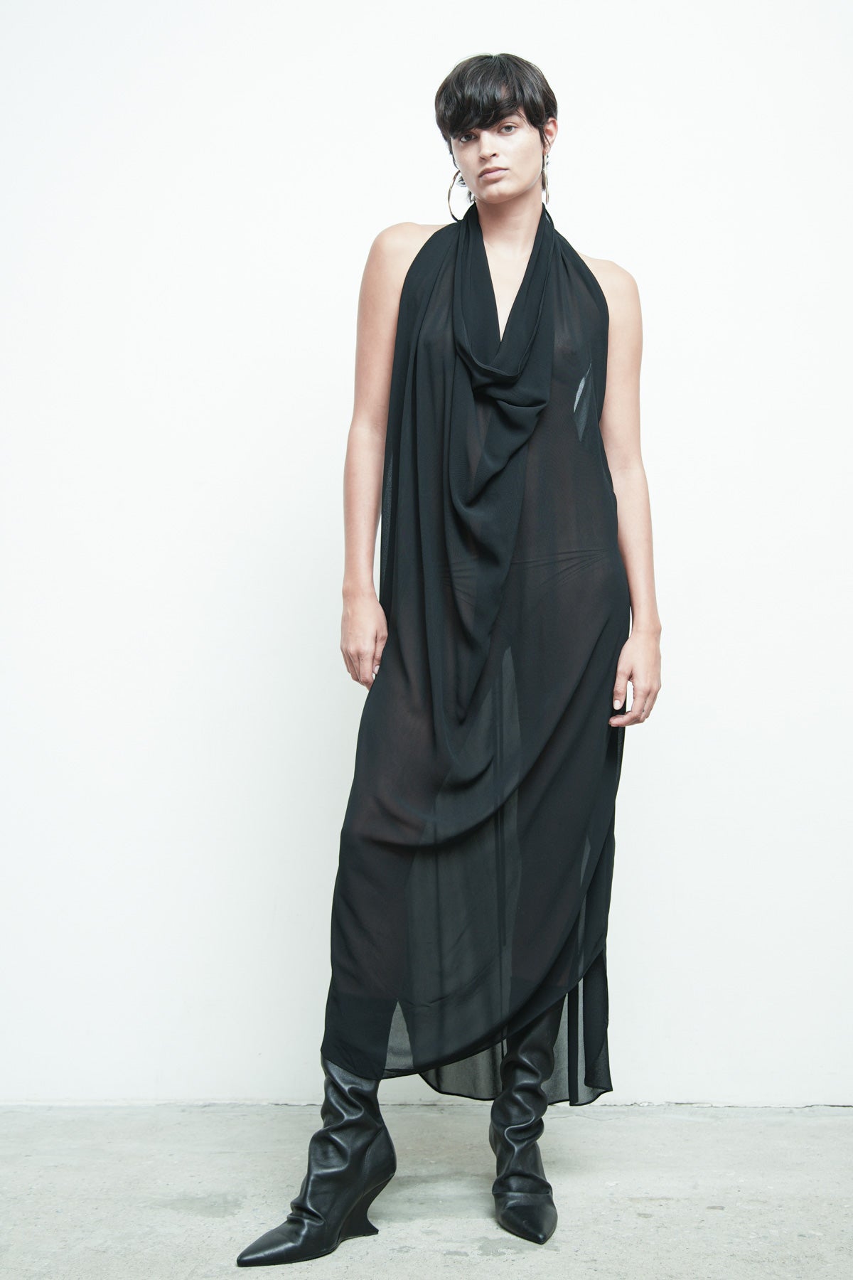 files/NicholasK-SD-658-ShilohDress-Black-03.jpg