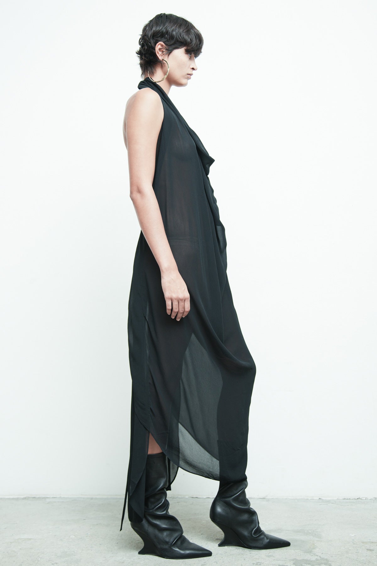 files/NicholasK-SD-658-ShilohDress-Black-07.jpg