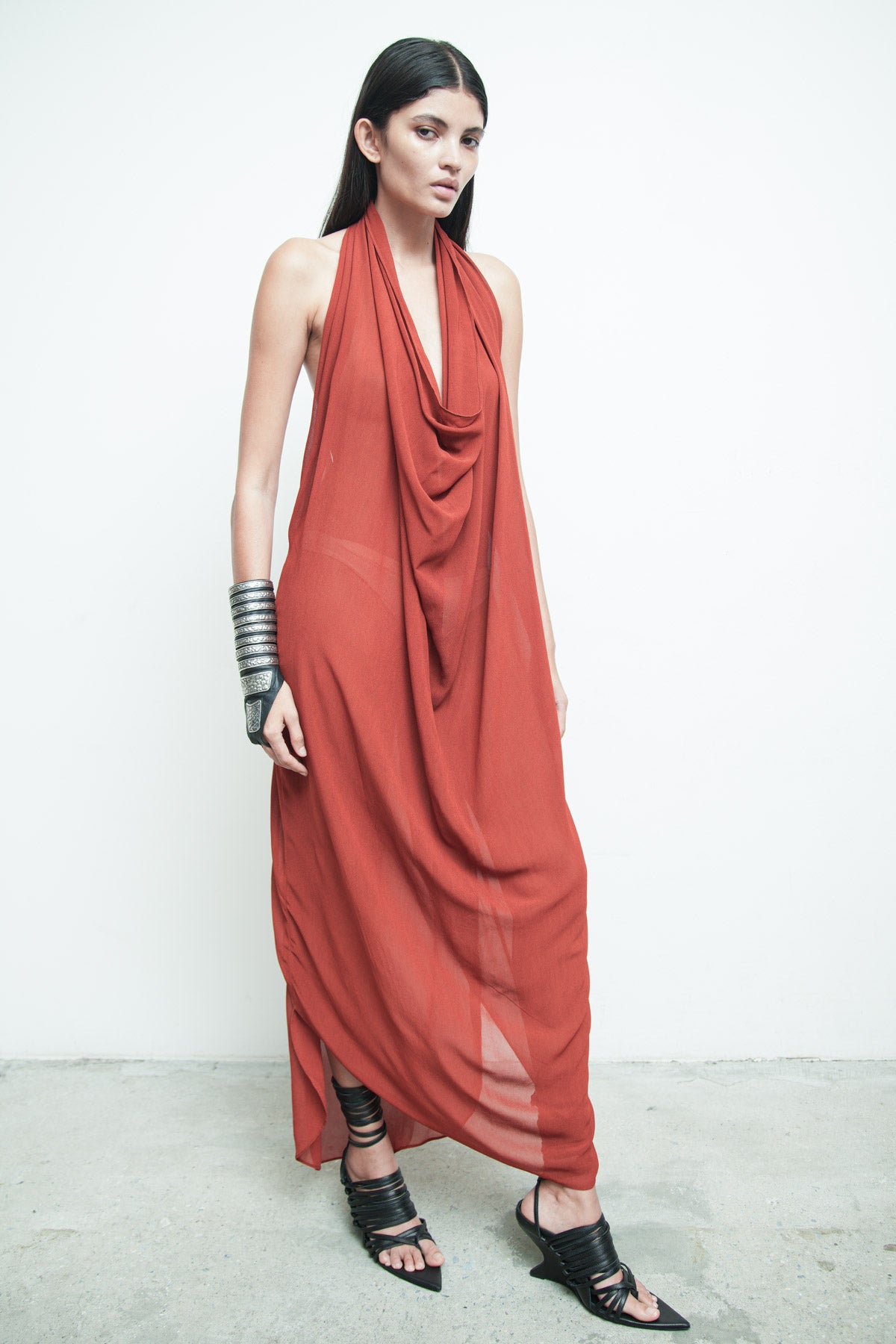 files/NicholasK-SD-658-ShilohDress-Brick-01.jpg