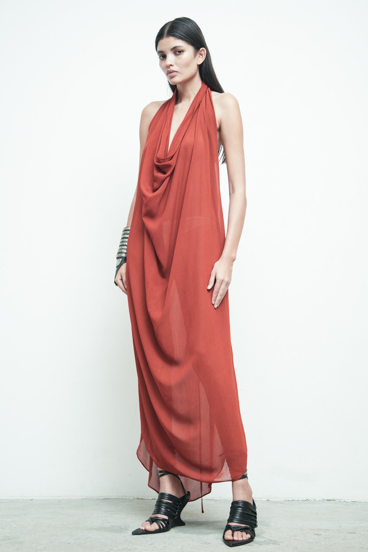 files/NicholasK-SD-658-ShilohDress-Brick-03.jpg